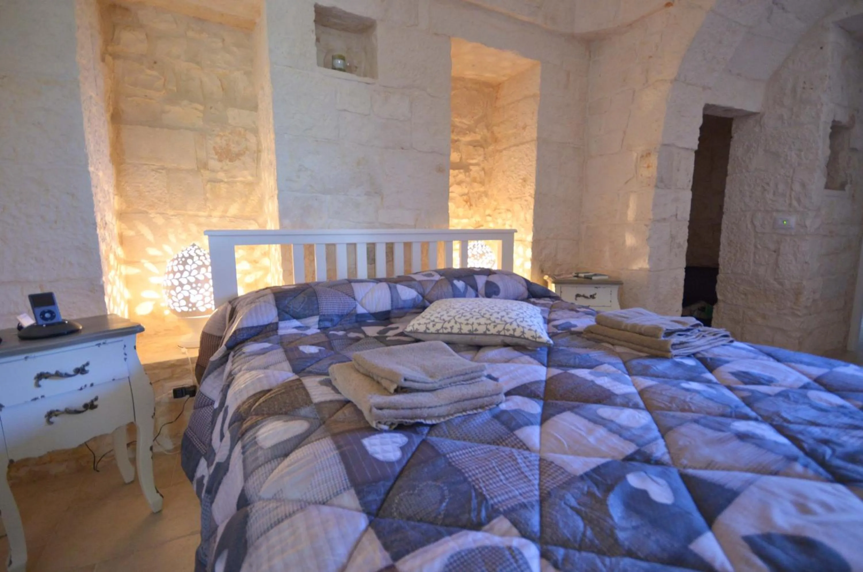 Bed in Trulli Petra Chiara
