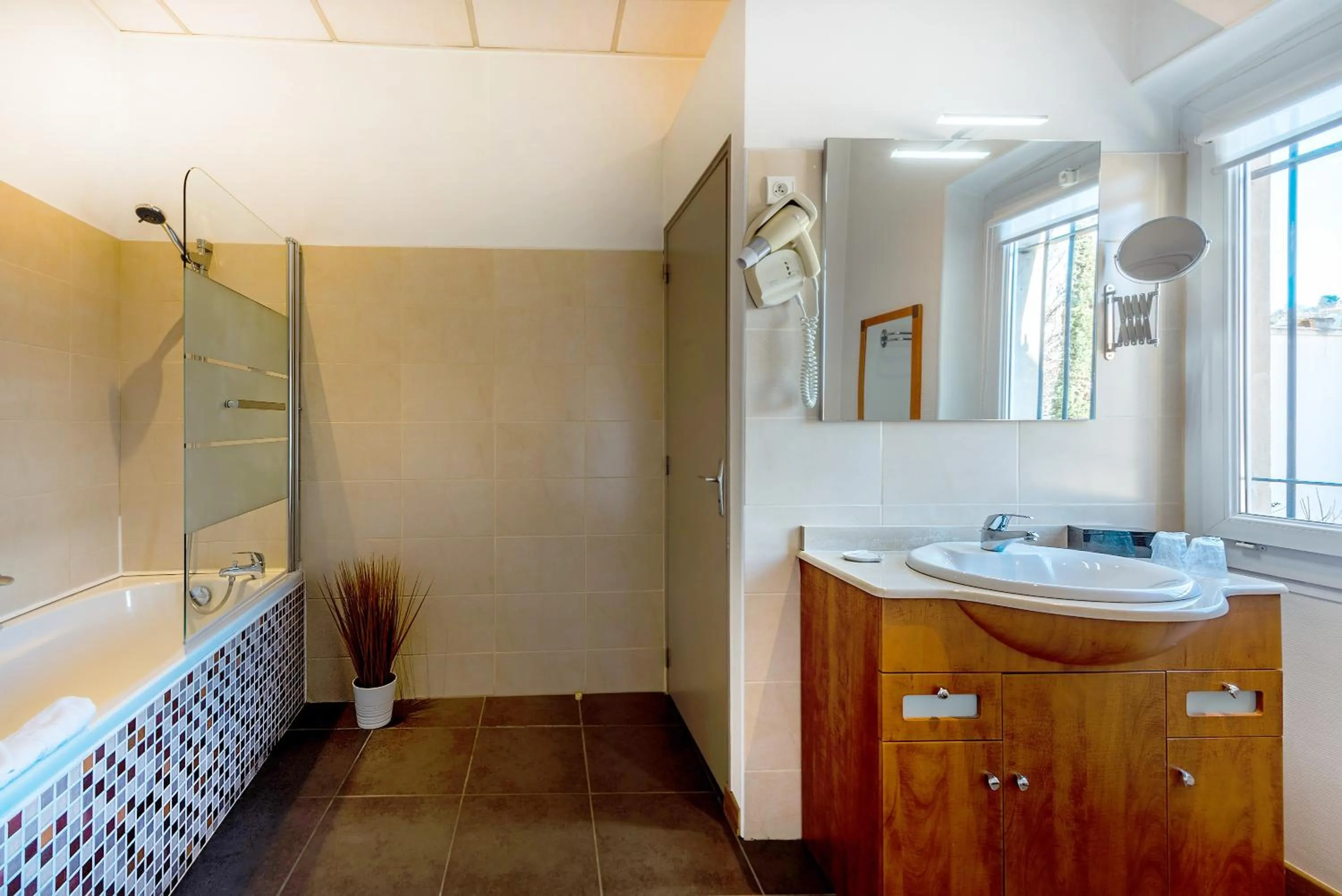 Bathroom in Hotel Sainte Anne - Apt