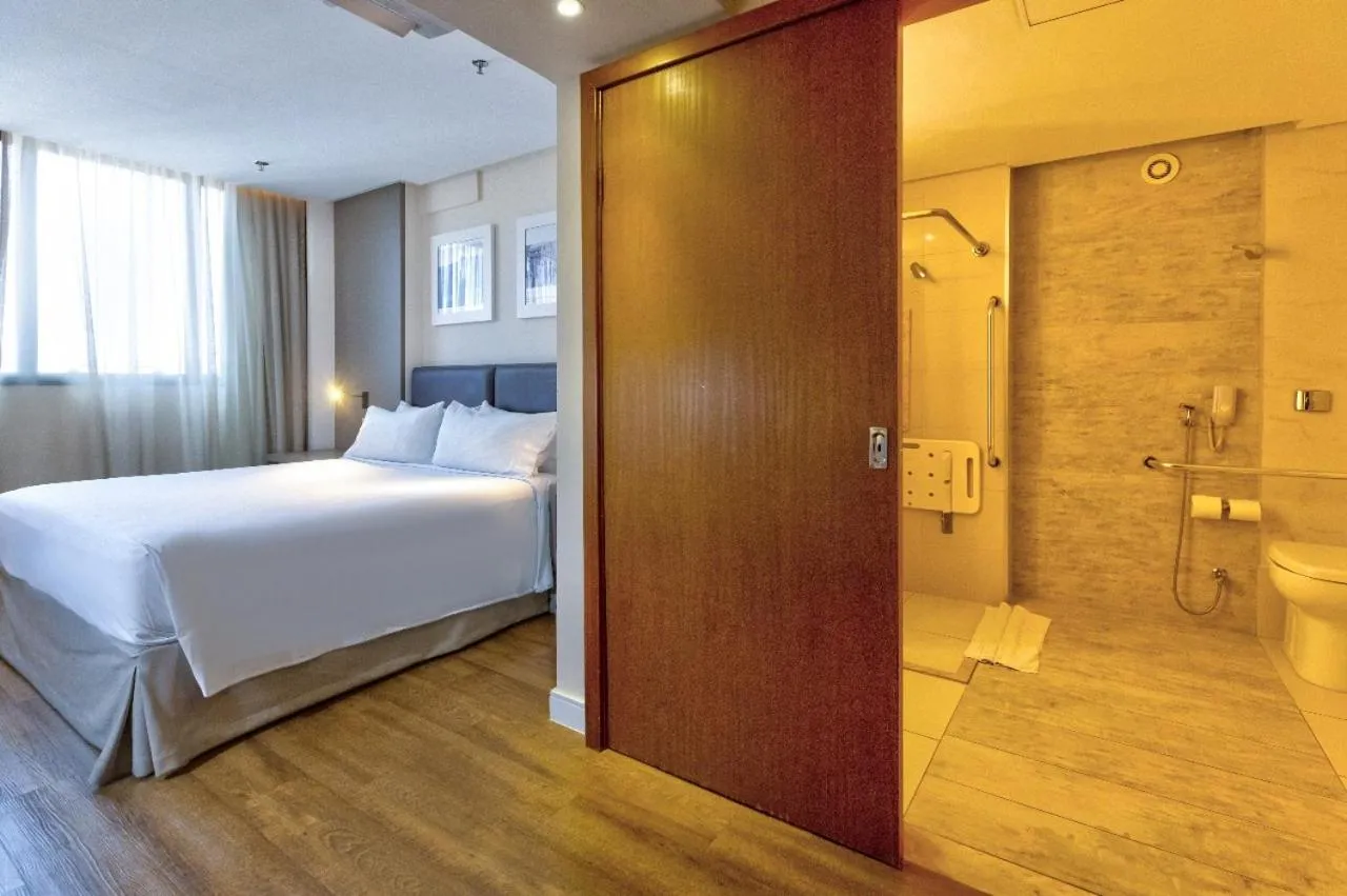 Photo of the whole room, Bed in Holiday Inn - Goiania by IHG