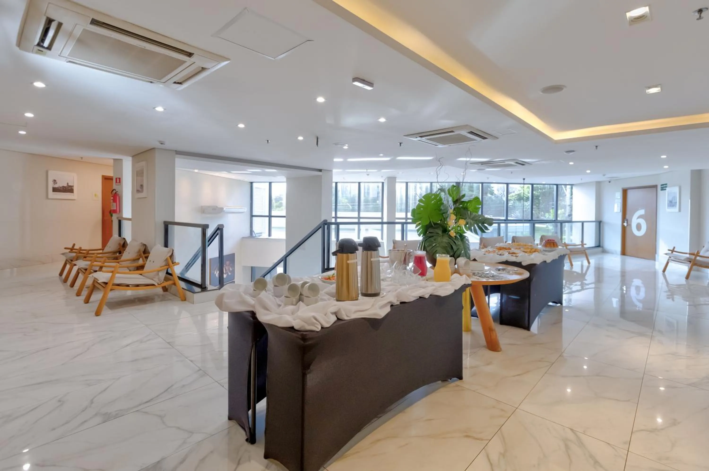 Meeting/conference room in Holiday Inn - Goiania by IHG