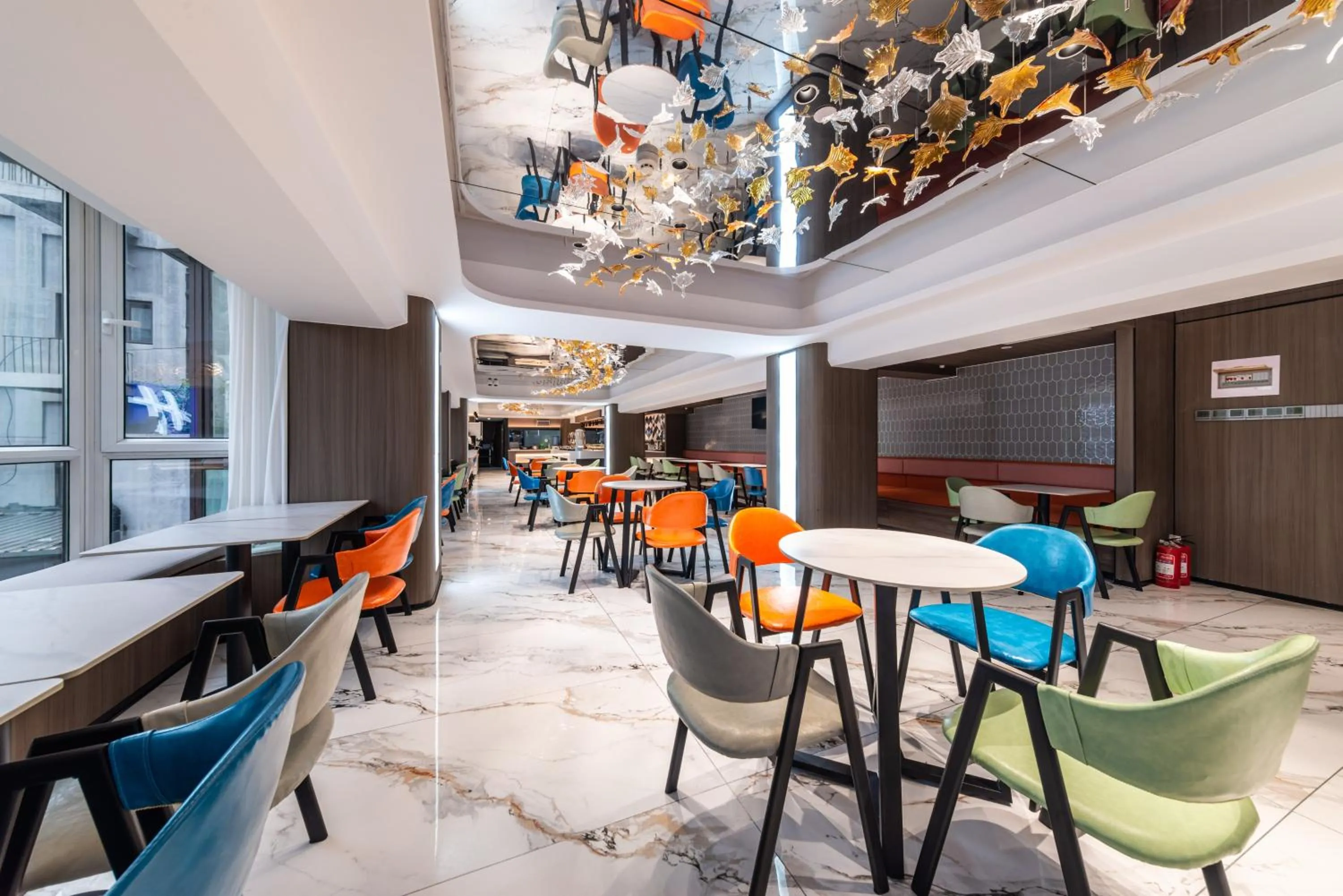 Restaurant/places to eat in Holiday Inn Express Chengde Downtown by IHG