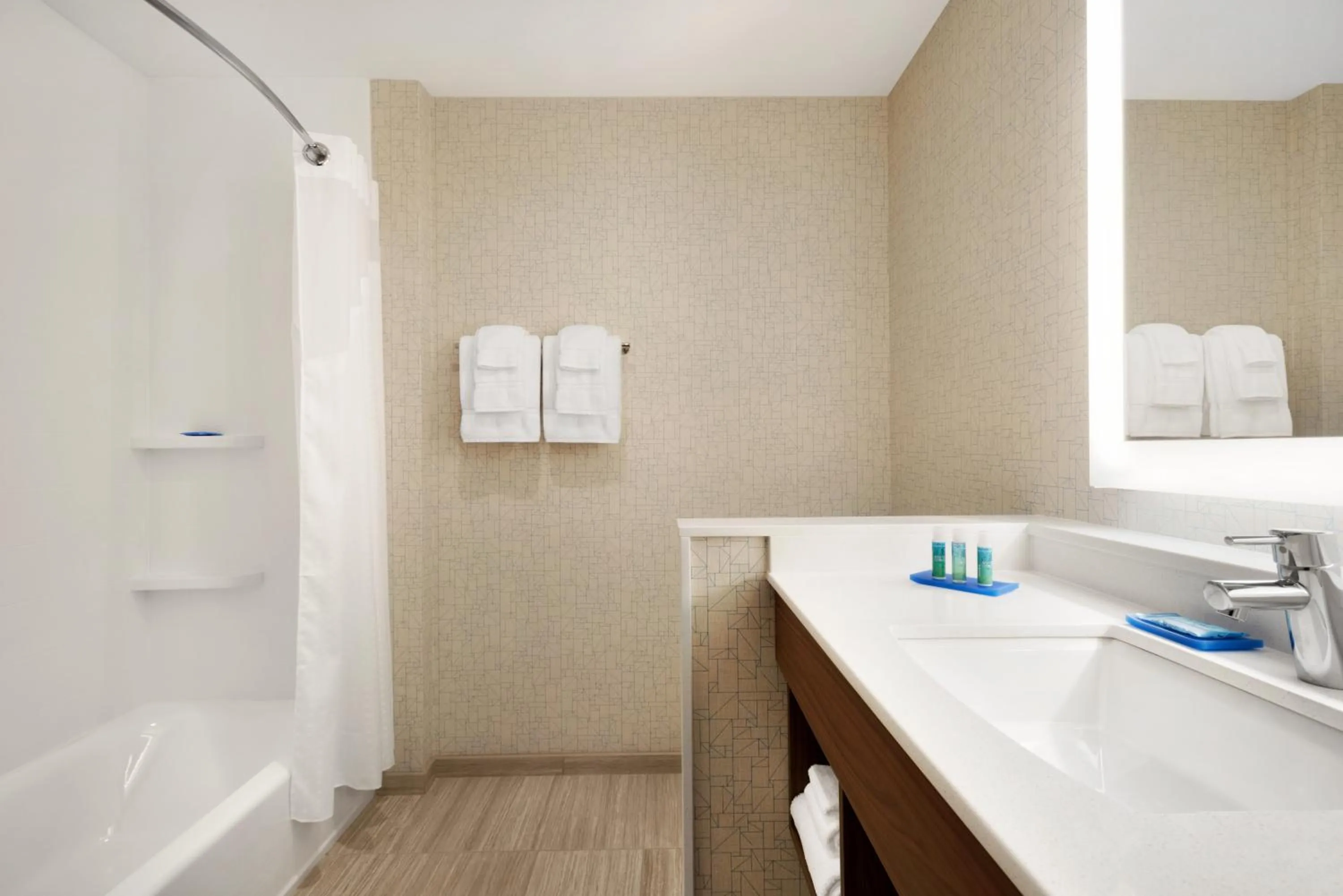 Bathroom in Holiday Inn Express & Suites - Cincinnati South - Wilder by IHG