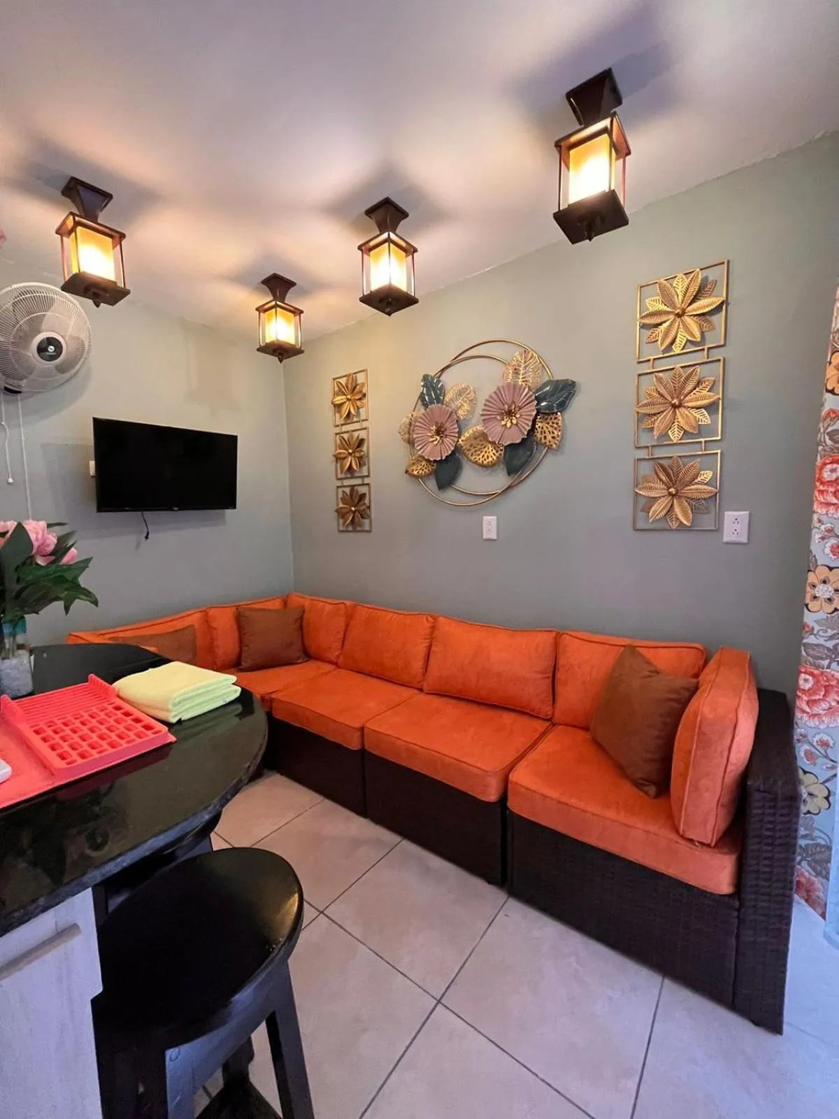 TV and multimedia in El Encanto Condominiums
