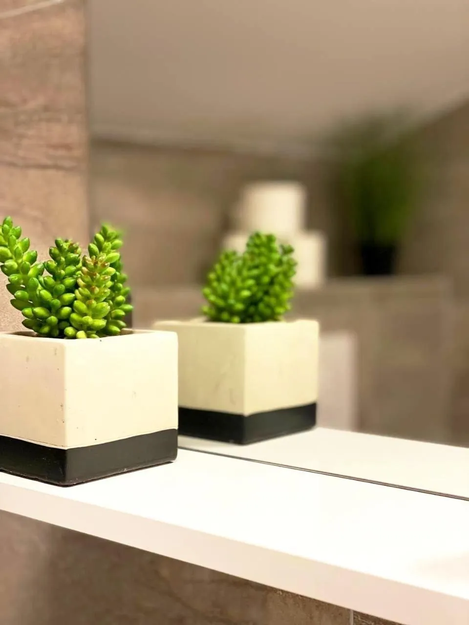 Decorative detail in D & Sons Apartments