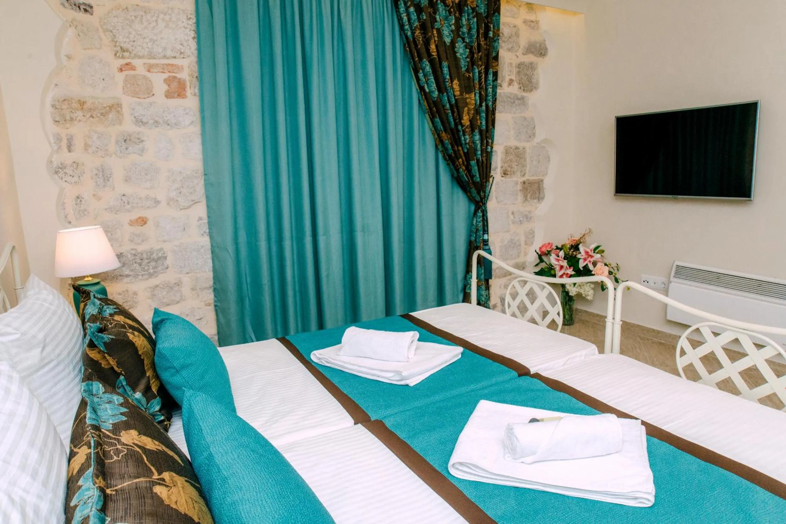 Bed in D & Sons Apartments