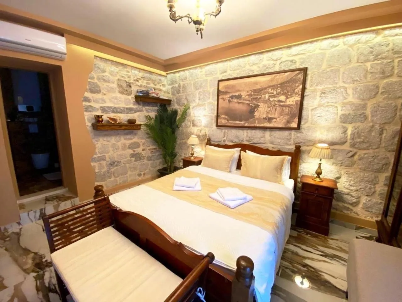 Bed in D & Sons Apartments