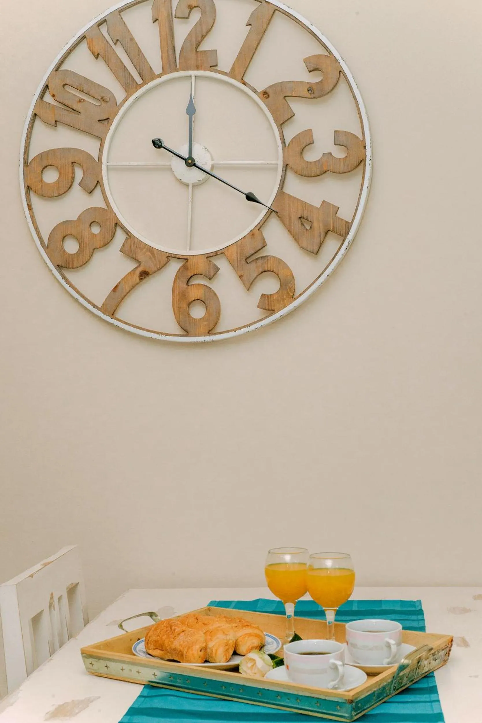 Kitchen or kitchenette in D & Sons Apartments