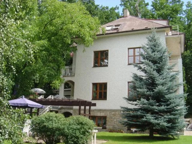 Property building in Hotel Villa Conti