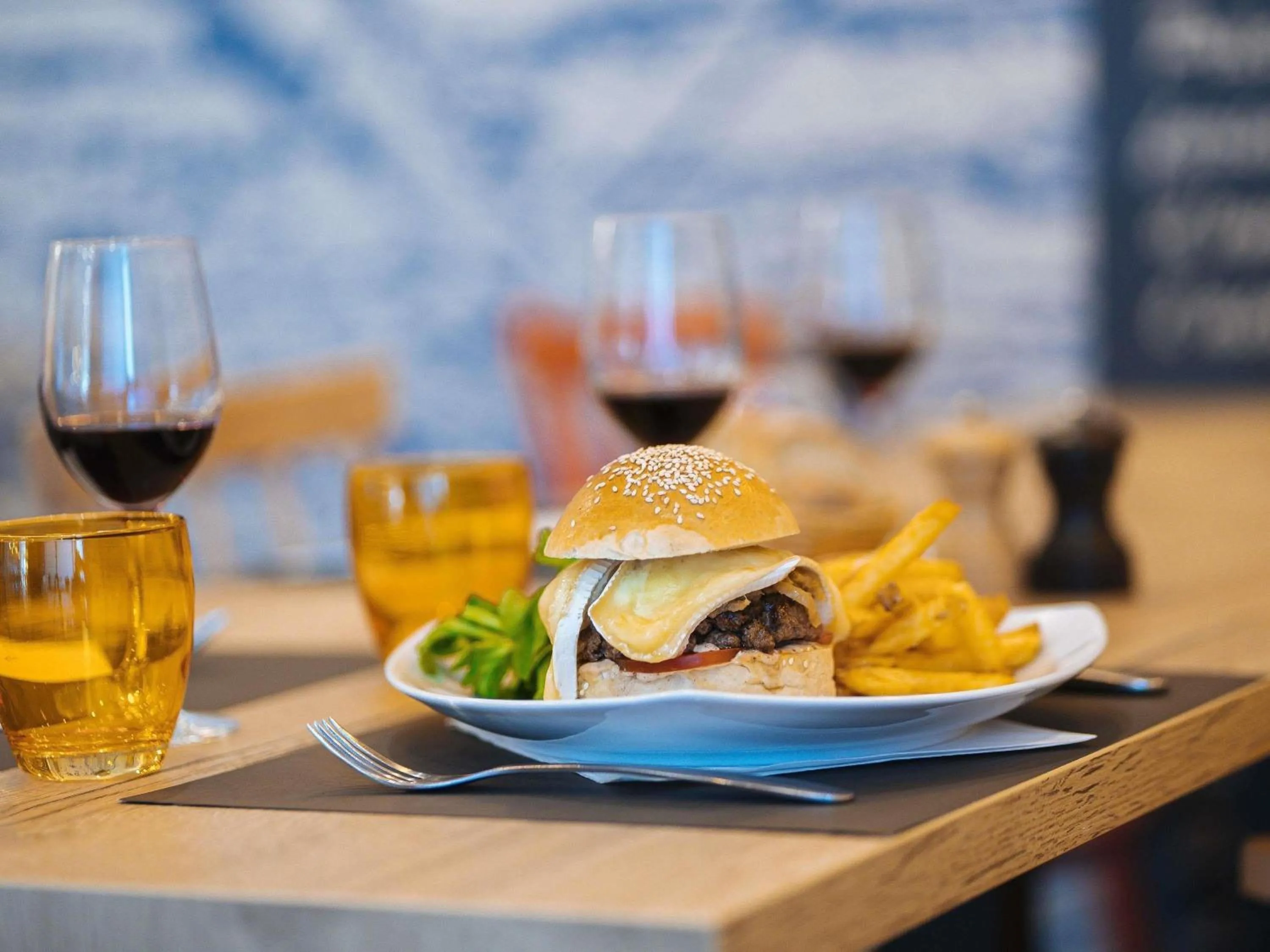 Restaurant/places to eat in ibis Styles Ancenis Centre