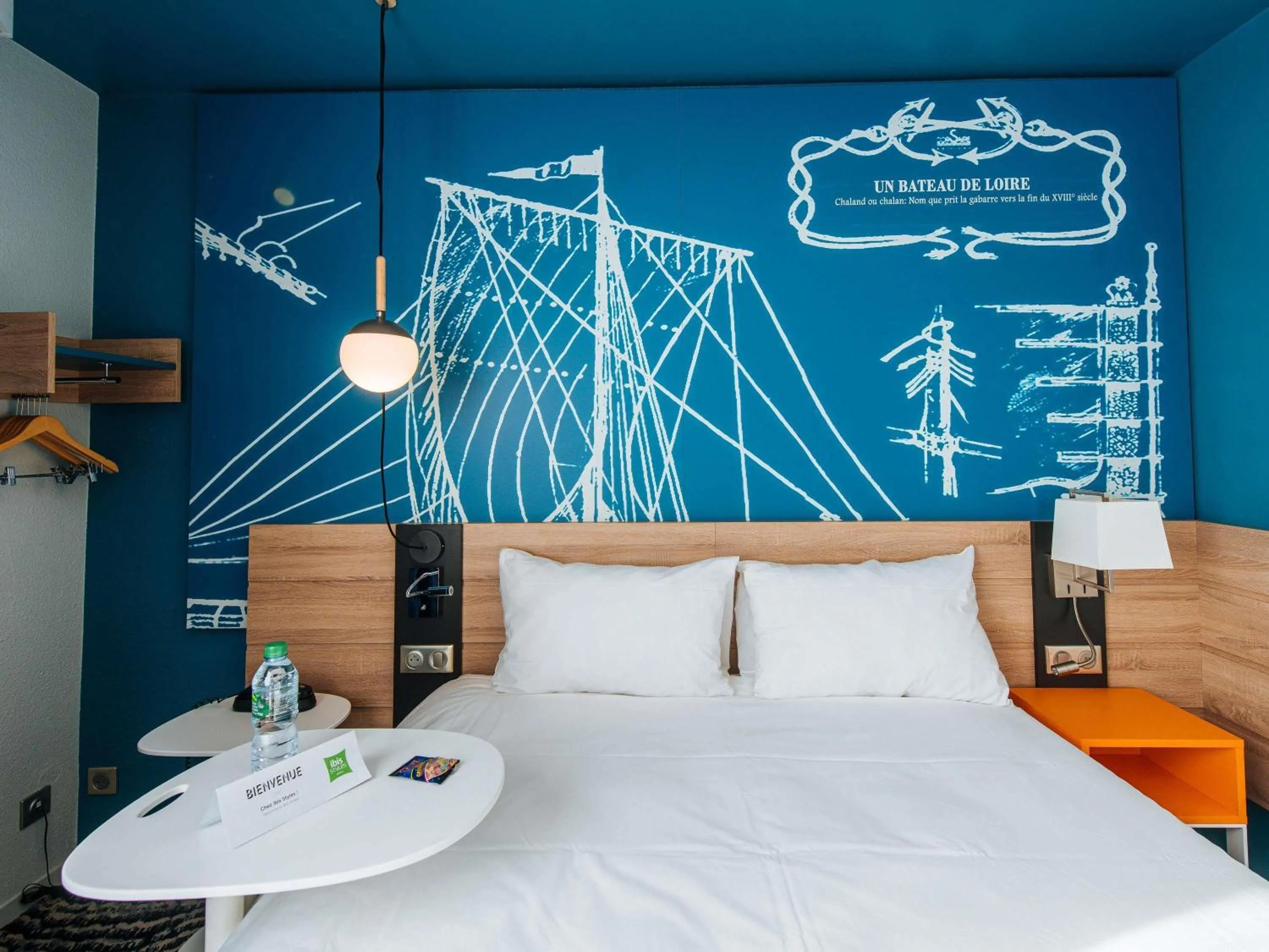 Bedroom, Bed in ibis Styles Ancenis Centre