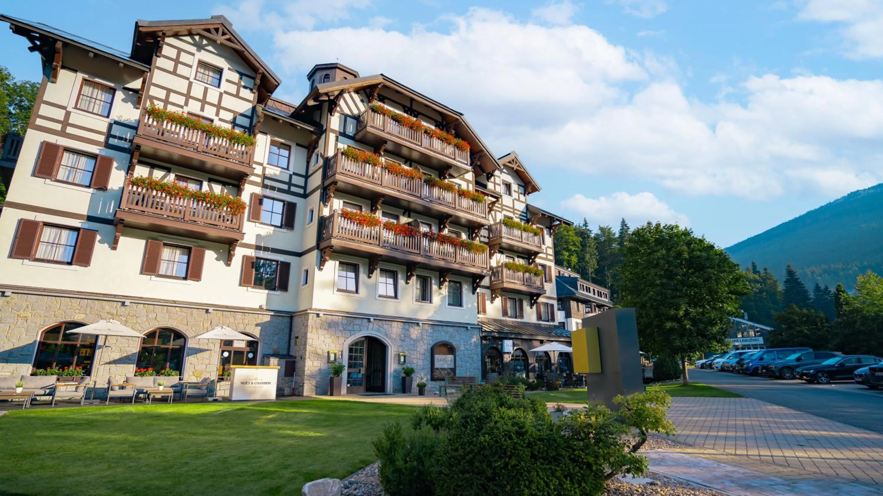 Property building in Hotel Savoy Špindlerův Mlýn