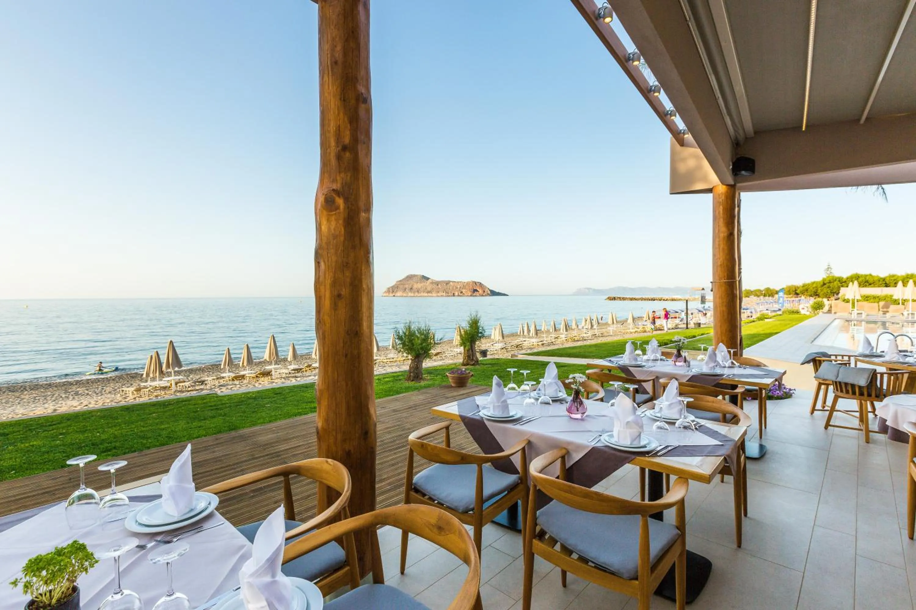 Restaurant/places to eat in Blue Dome Hotel