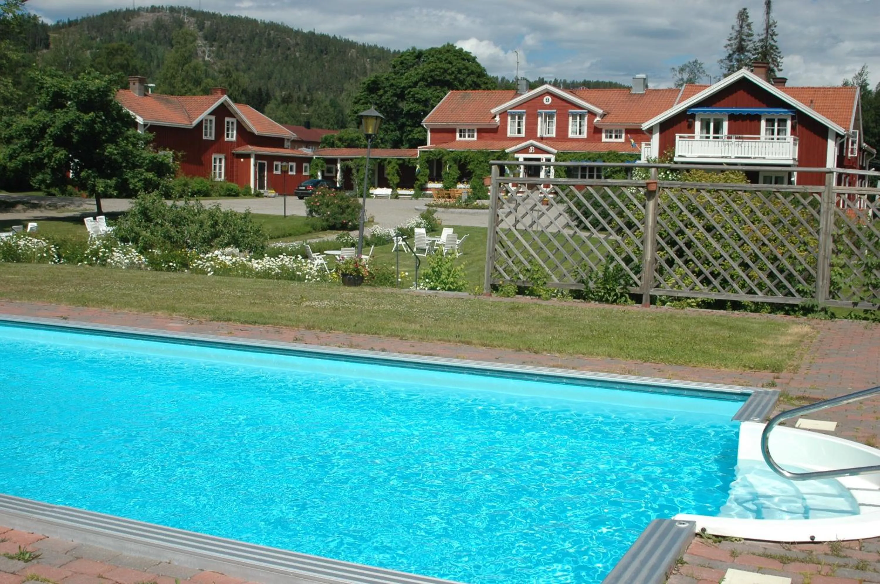 Swimming pool in Järvsöbaden