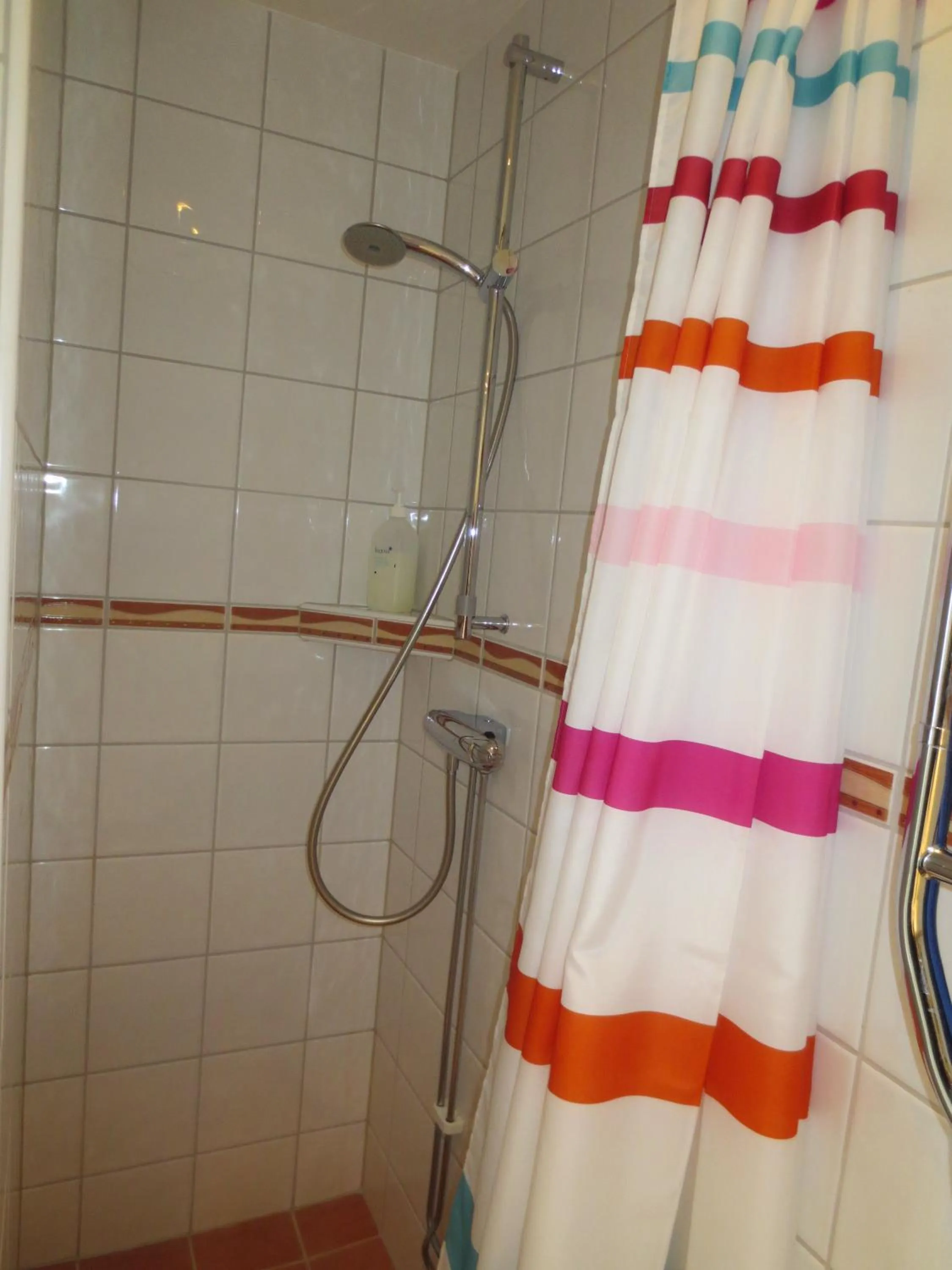 Shower in Järvsöbaden