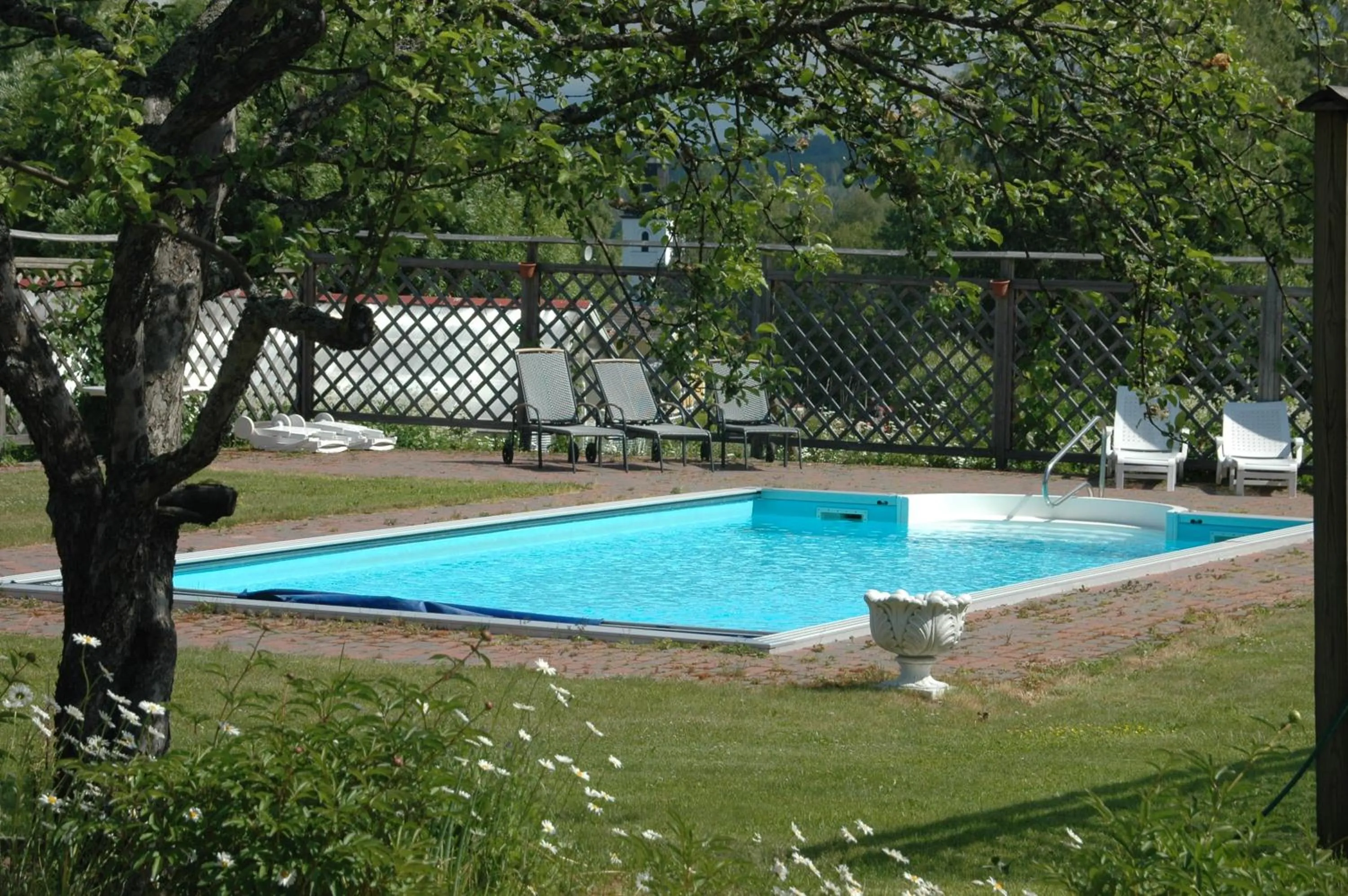 Swimming pool in Järvsöbaden