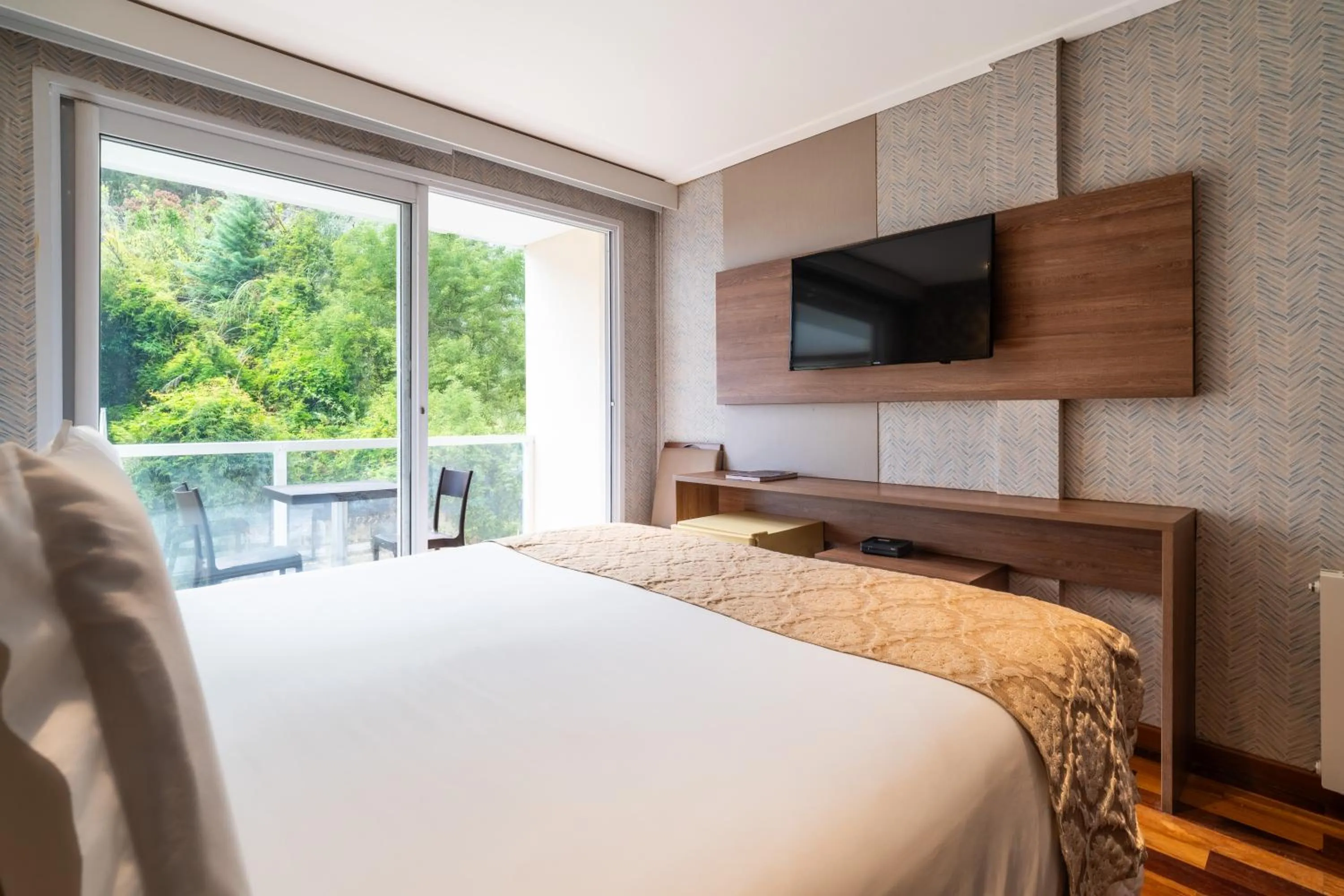 Photo of the whole room, Bed in Chris Wellness Resort Hotel