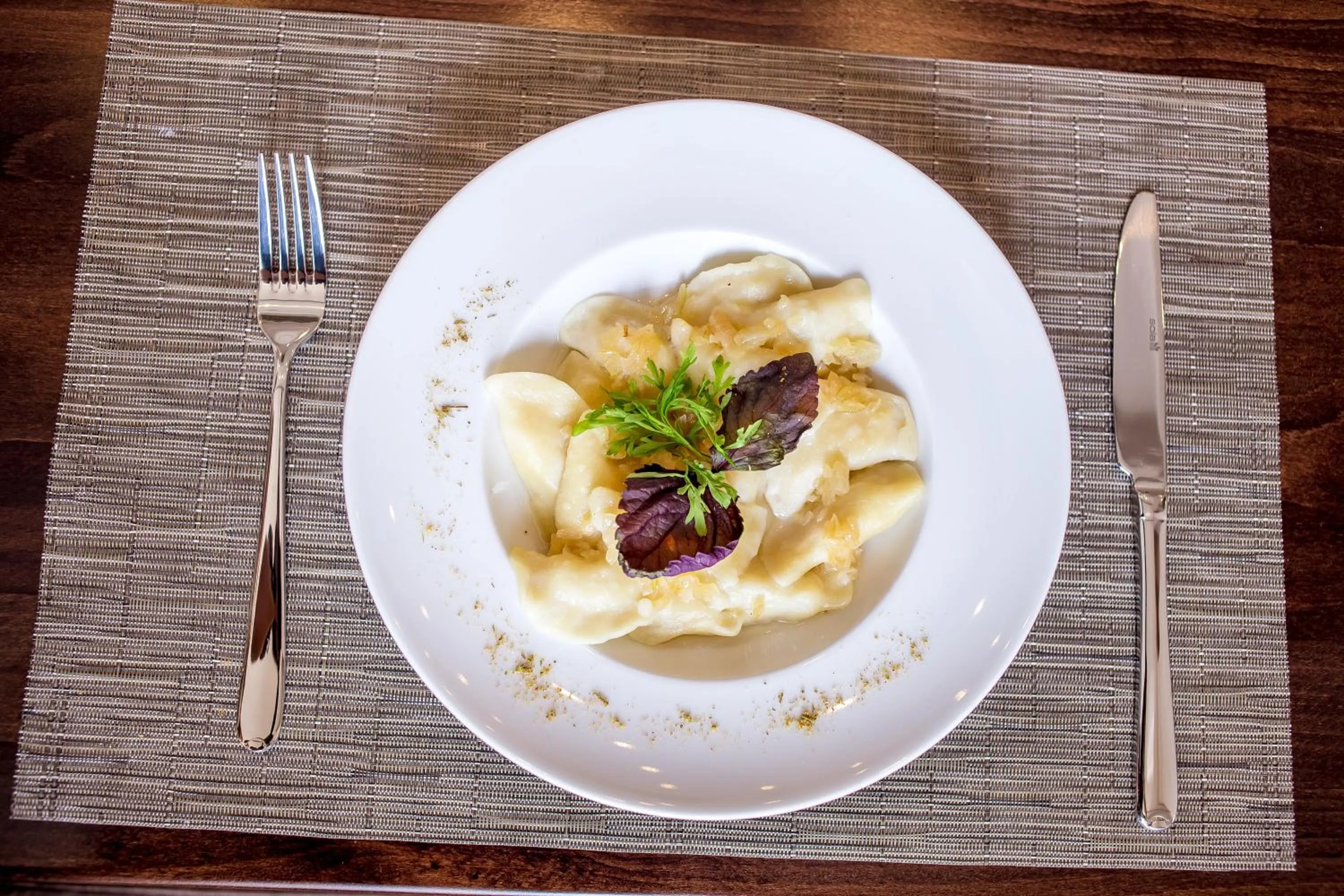 Food in Green Park Hotel & SPA