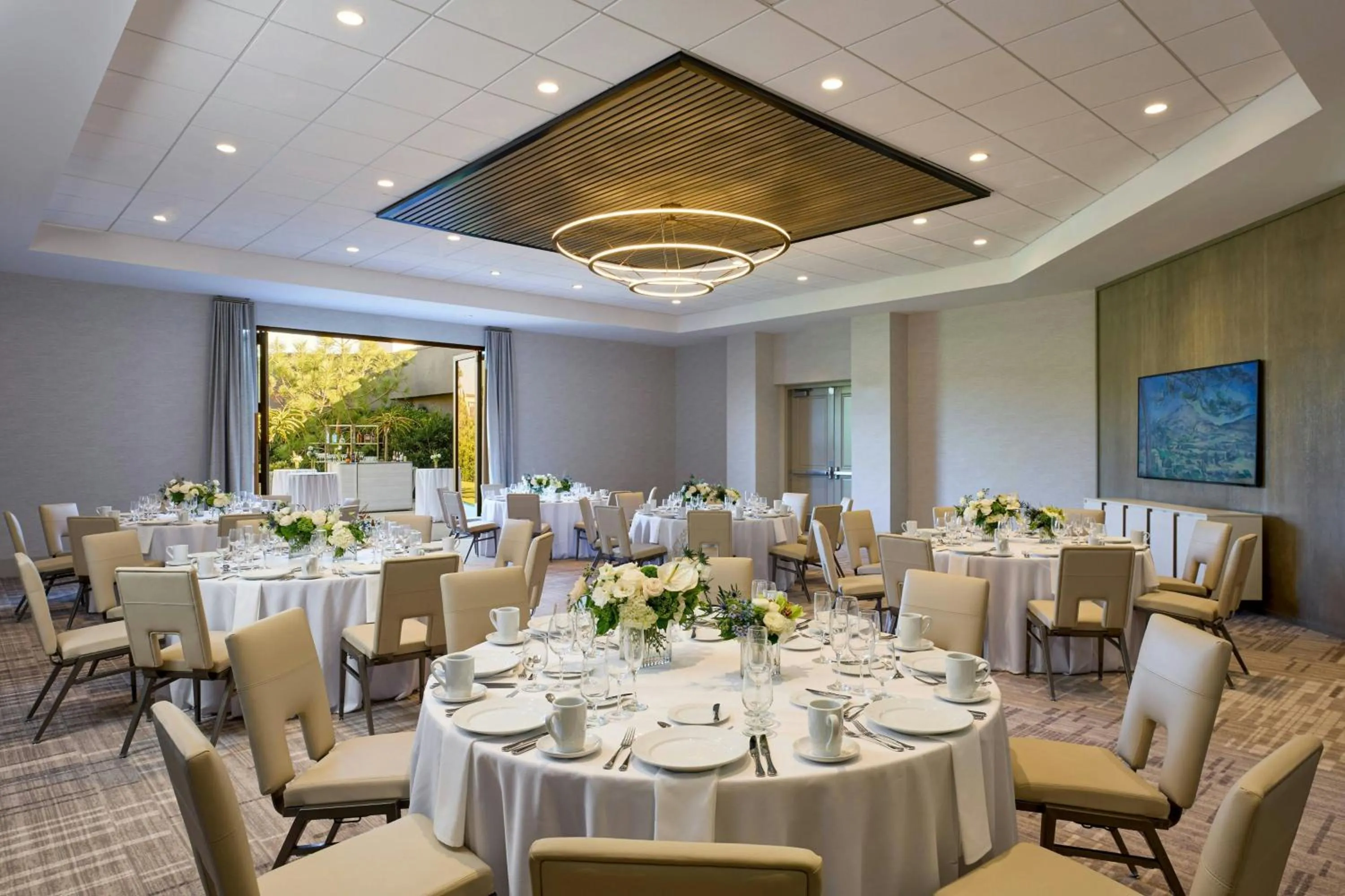 Meeting/conference room in VEA Newport Beach, a Marriott Resort & Spa