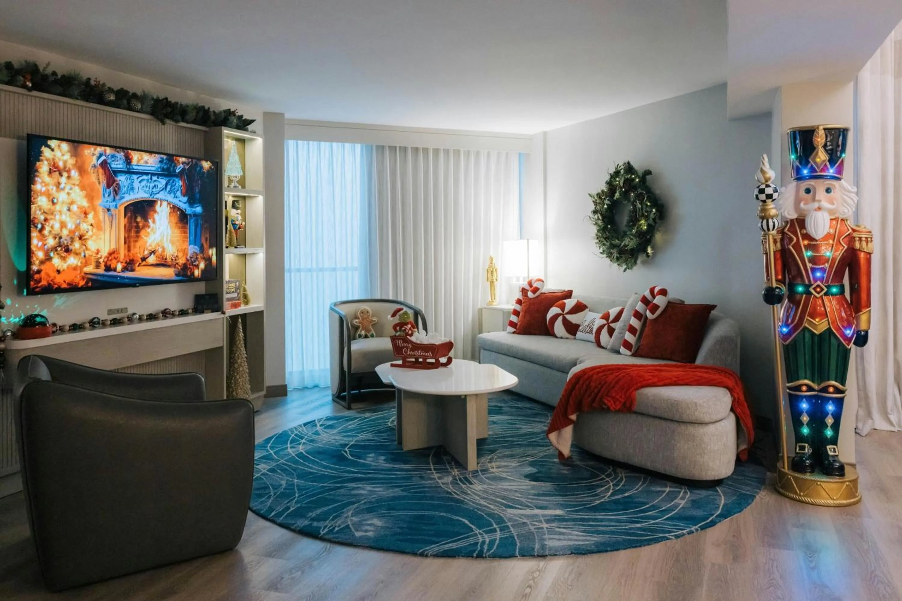 Living room in VEA Newport Beach, a Marriott Resort & Spa