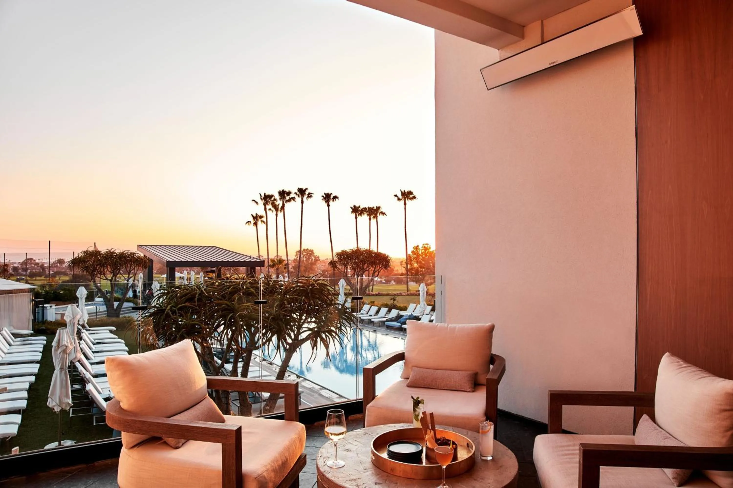 Restaurant/places to eat in VEA Newport Beach, a Marriott Resort & Spa