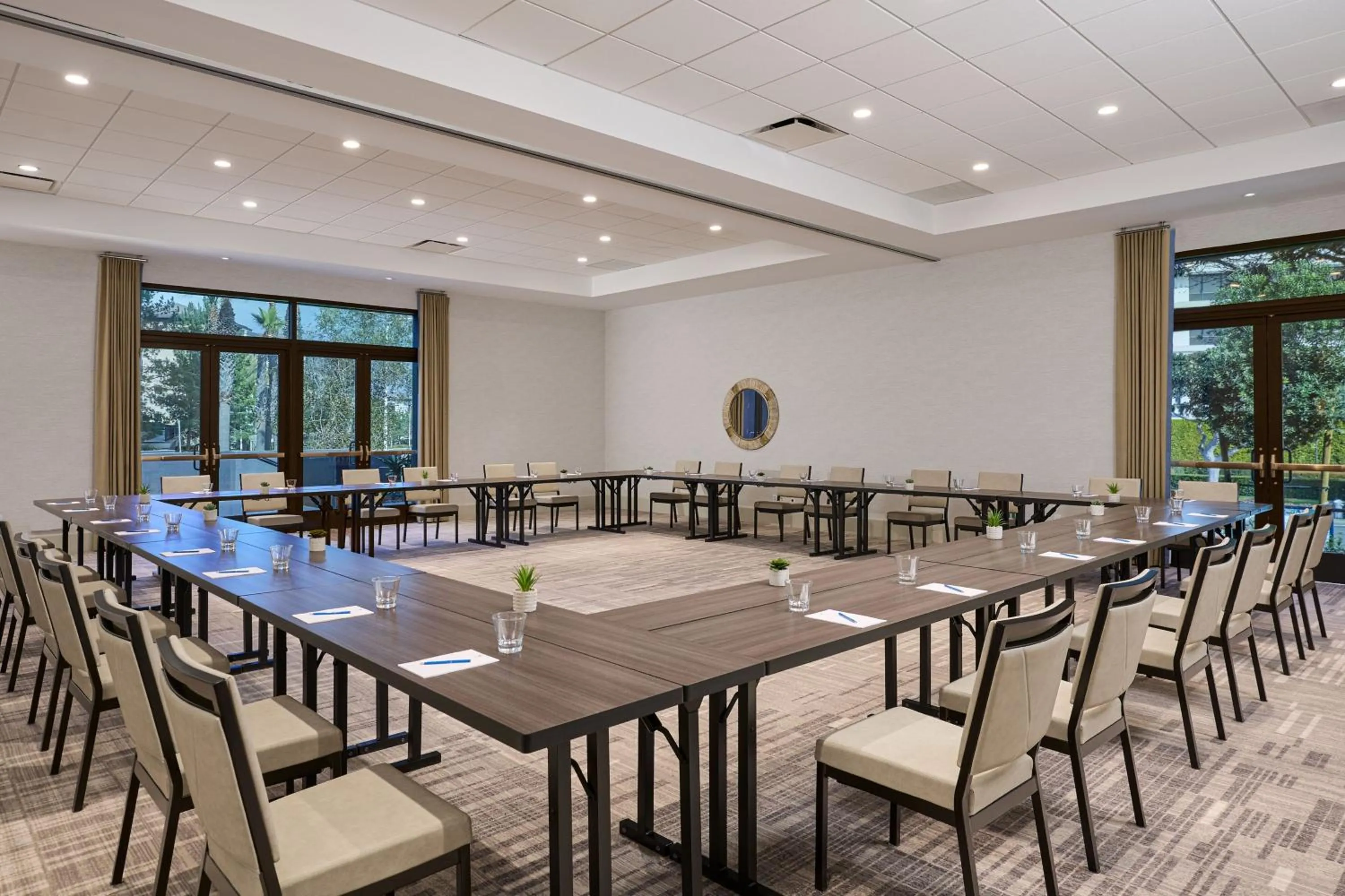 Meeting/conference room in VEA Newport Beach, a Marriott Resort & Spa