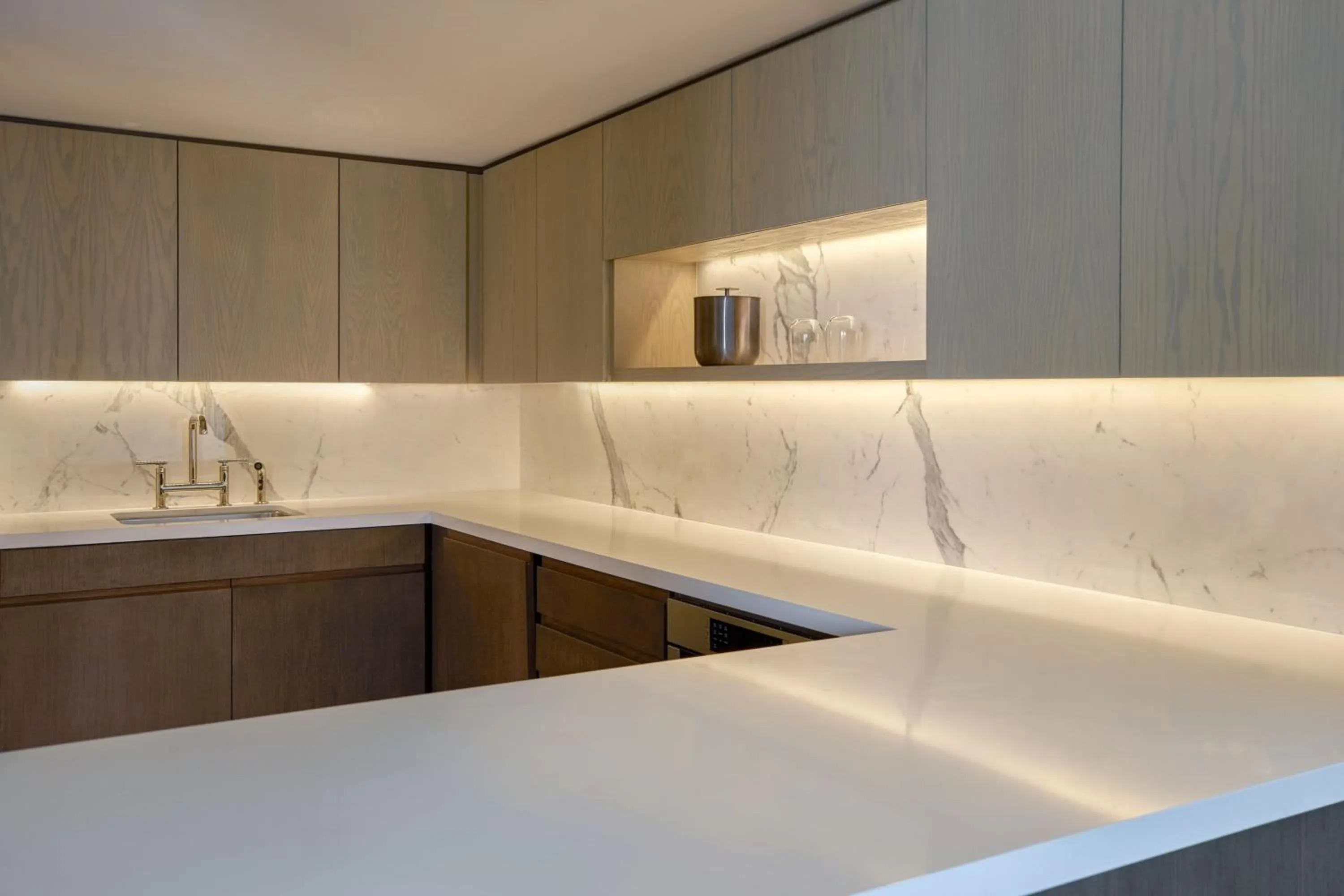 Kitchen or kitchenette in VEA Newport Beach, a Marriott Resort & Spa