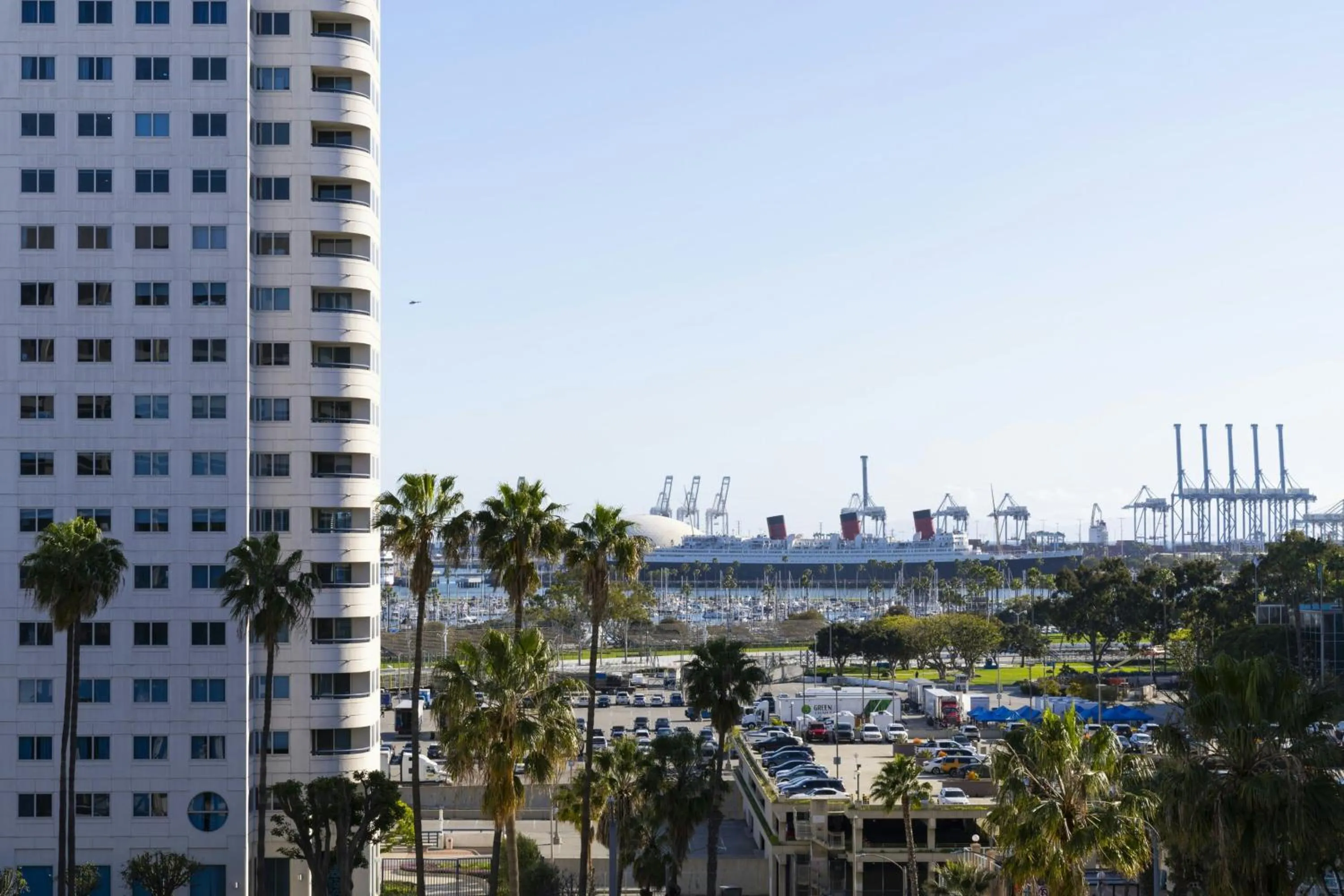 Photo of the whole room in Courtyard by Marriott Long Beach Downtown