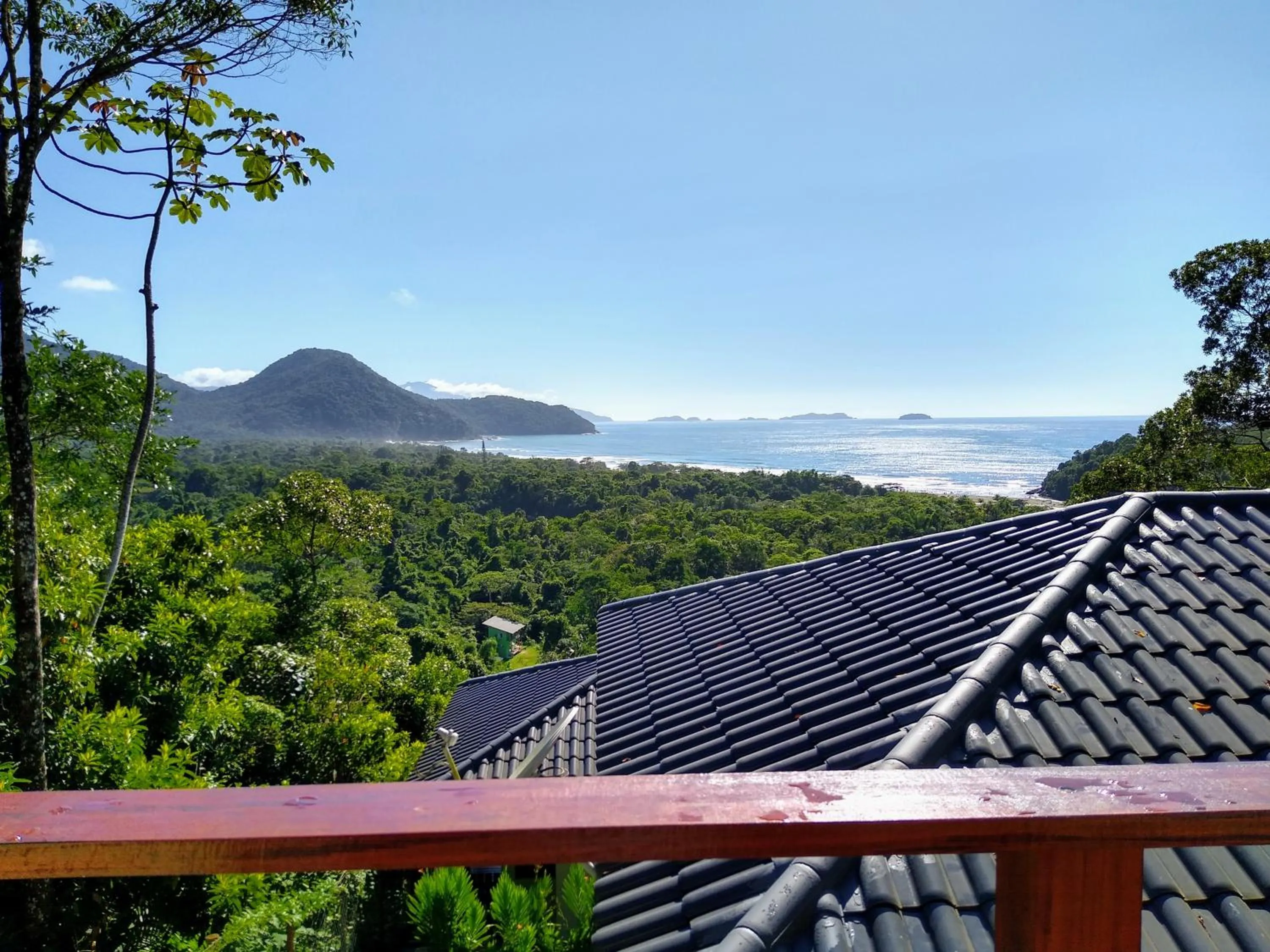 Burung Flats Itamambuca - Hospedagem com vista para o mar