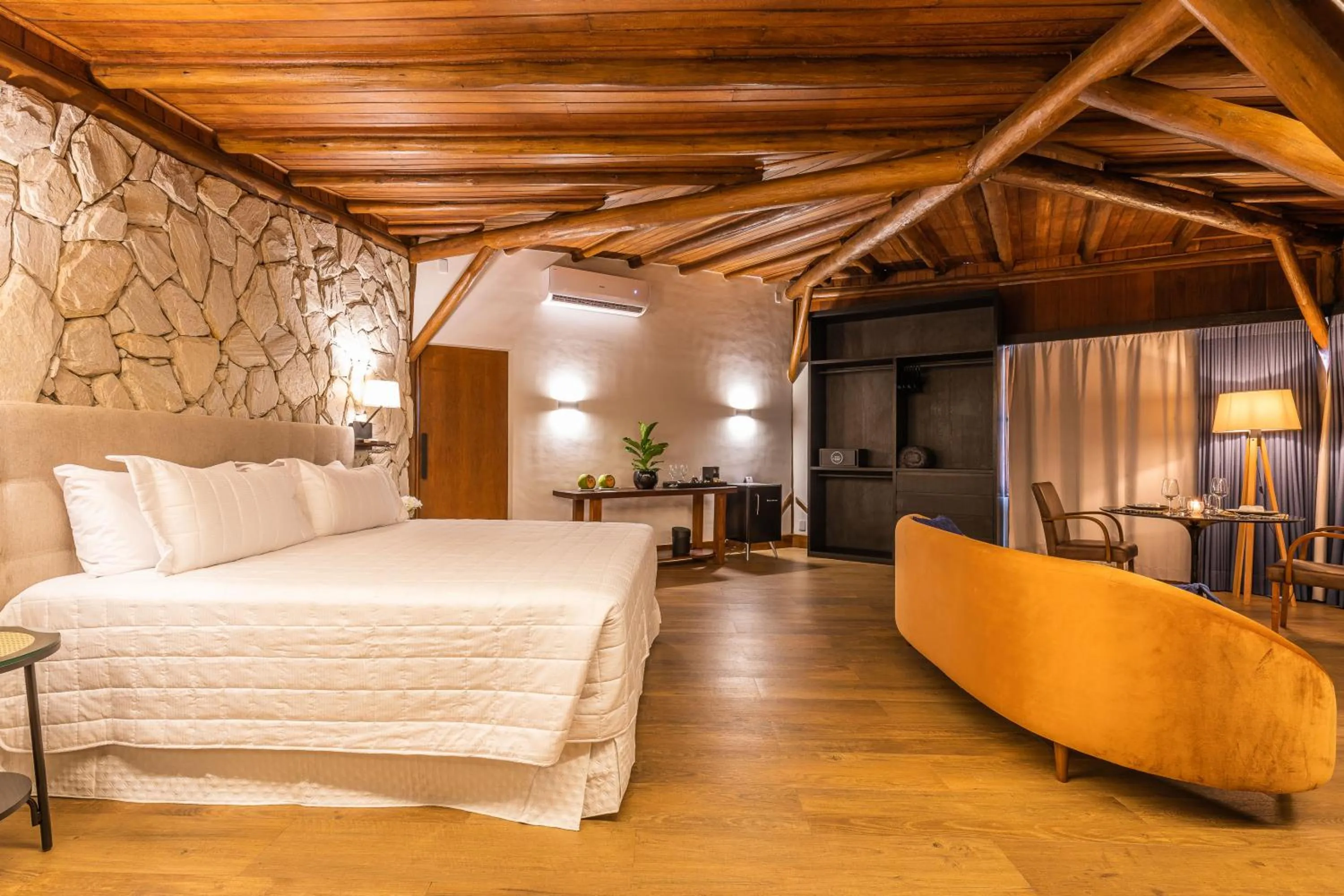 Photo of the whole room, Bed in Aruanã Eco Praia Hotel