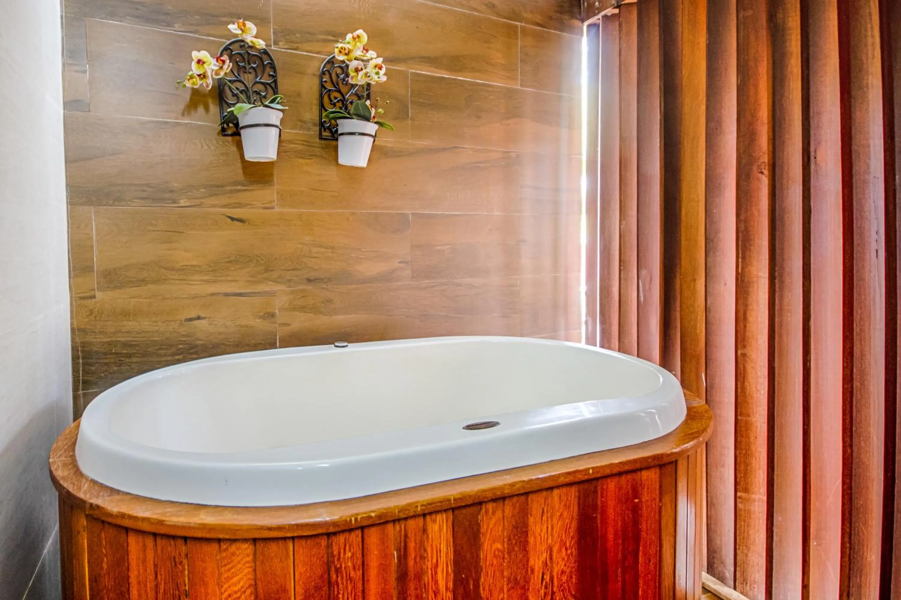 Bath in Aruanã Eco Praia Hotel