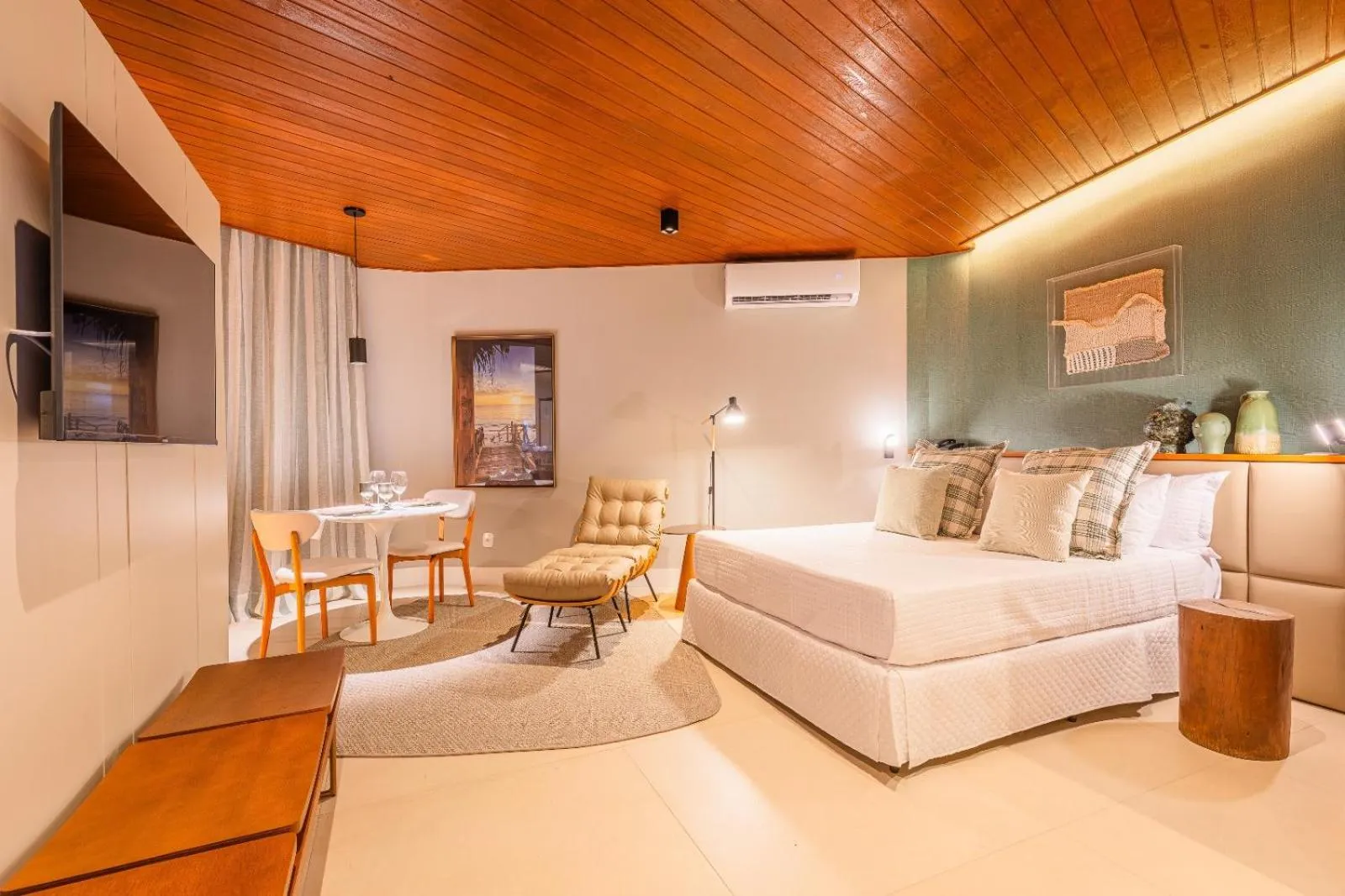 Photo of the whole room, Bed in Aruanã Eco Praia Hotel