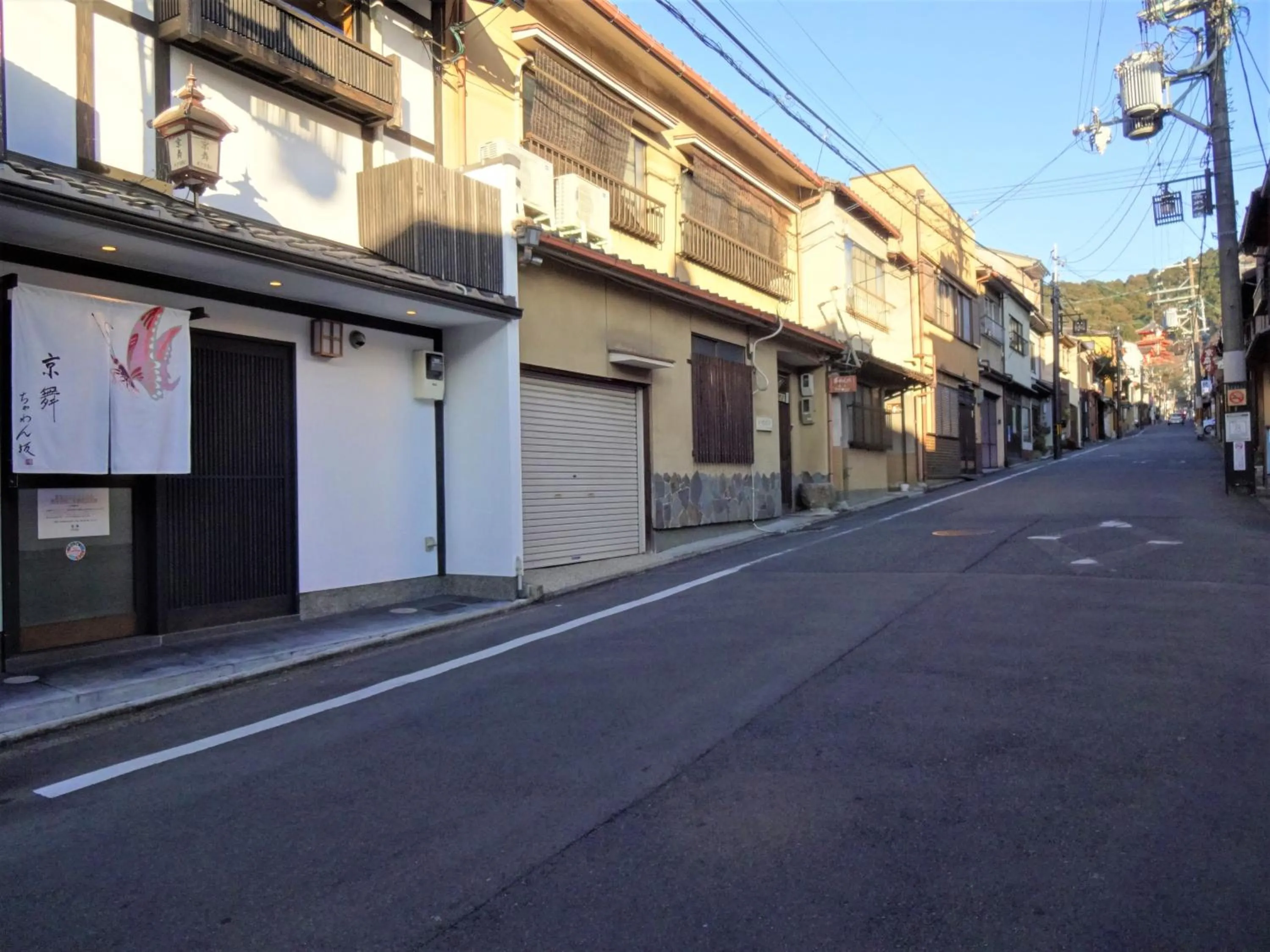 Property building in Kyobu Chawanzaka