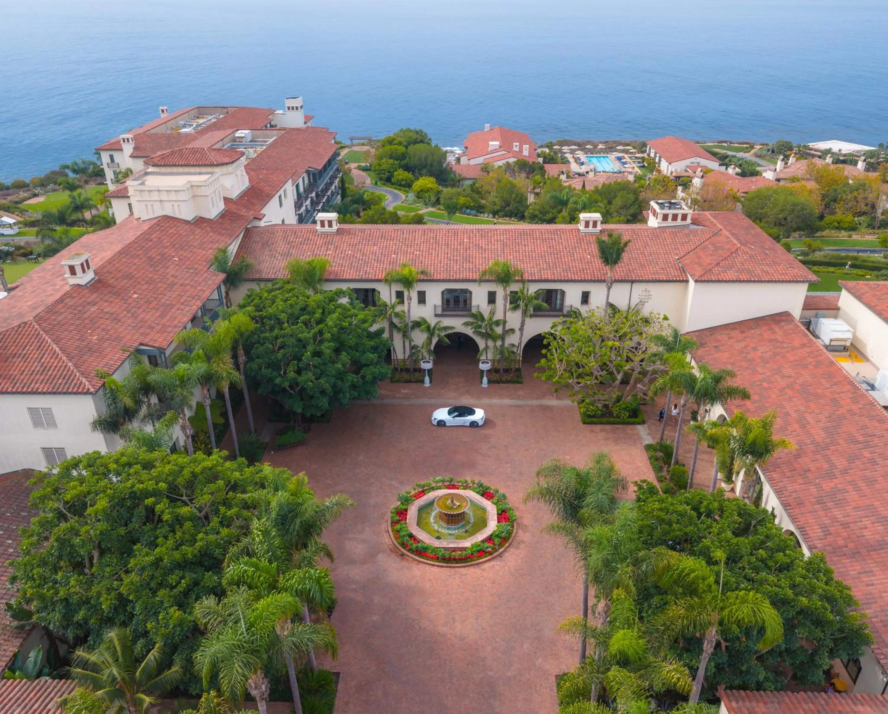 Facade/entrance in Terranea Resort