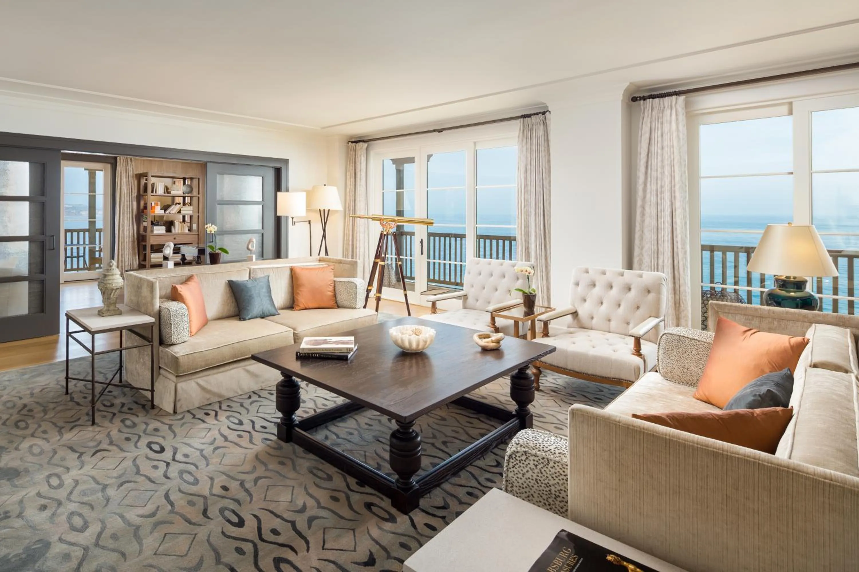 Living room in Terranea Resort