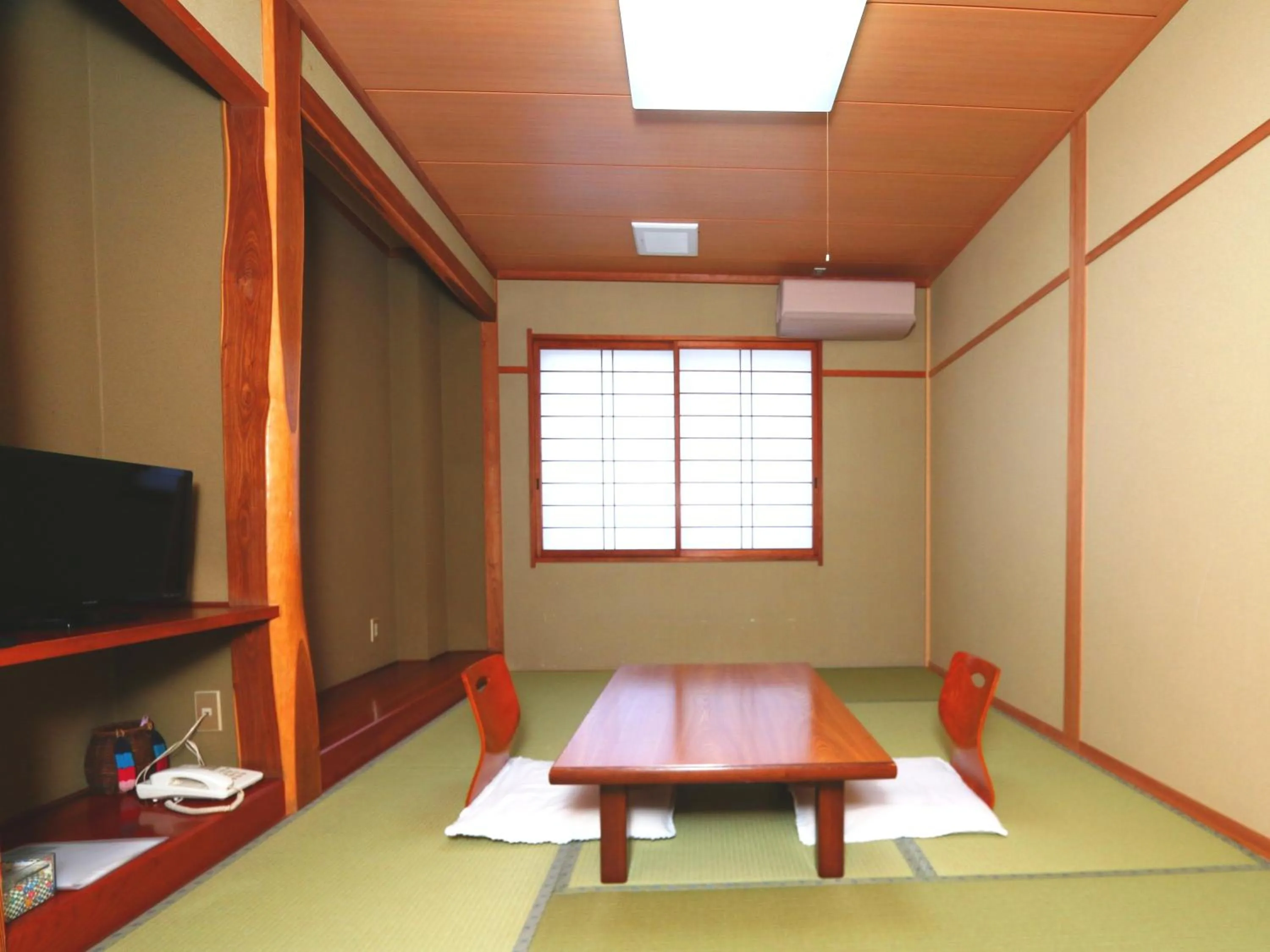 Photo of the whole room in Nanakuraso