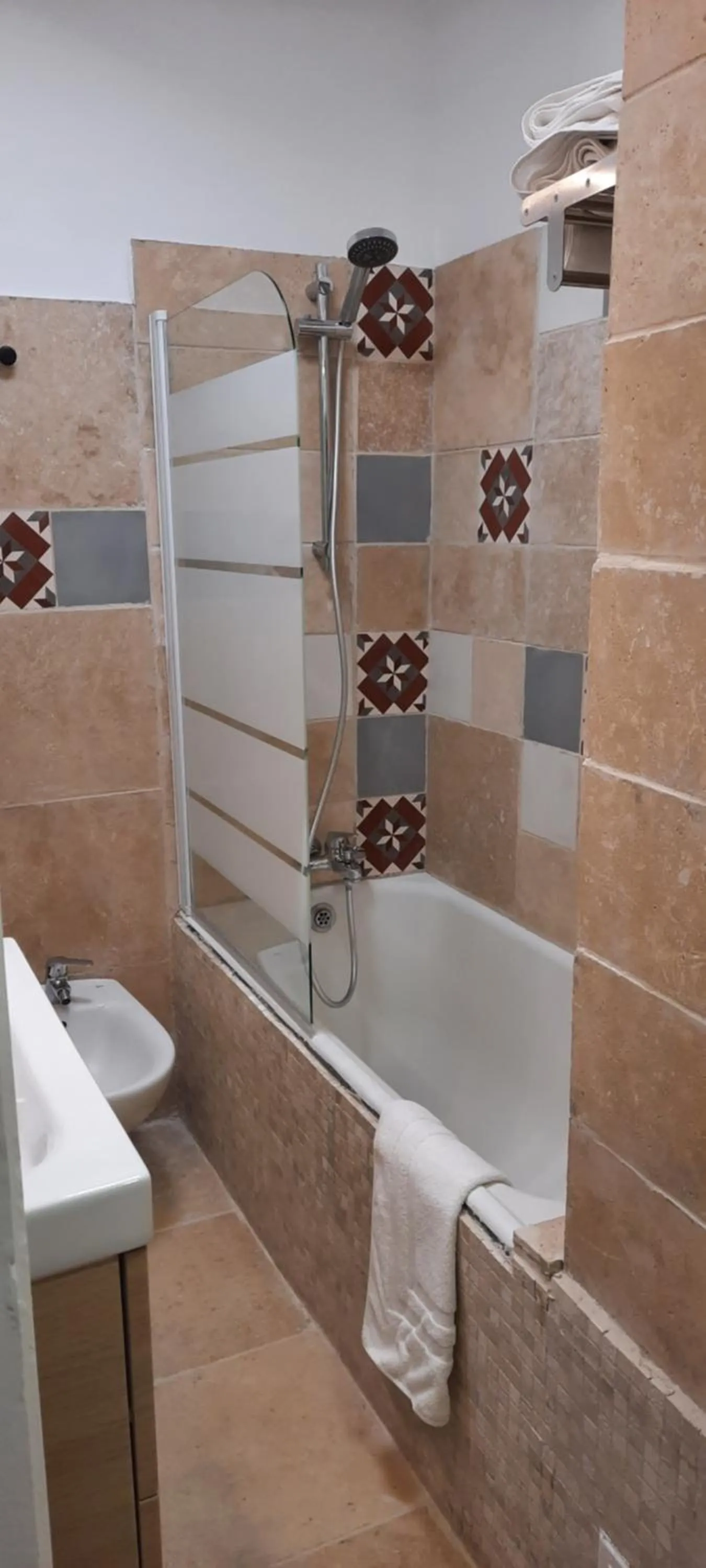 Bathroom in Hôtel Chastellares