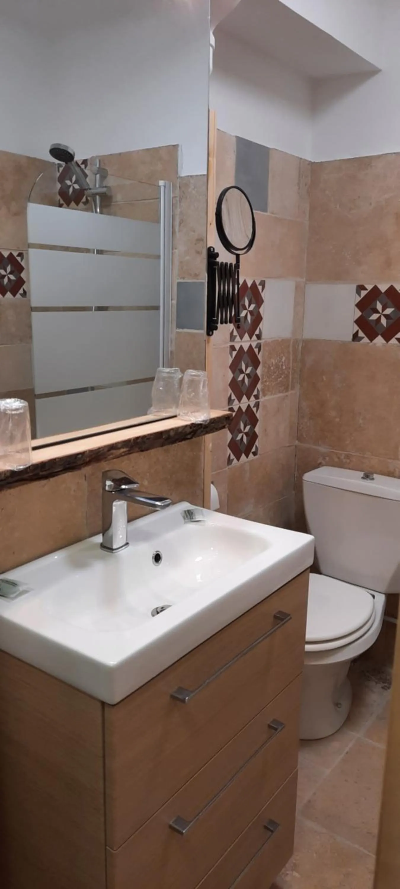 Bathroom in Hôtel Chastellares