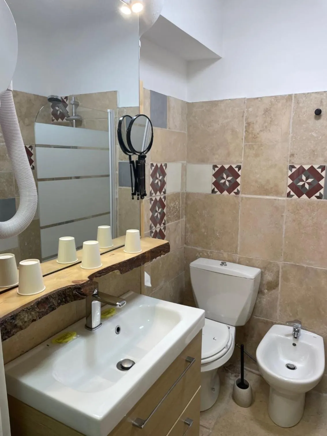 Bathroom in Hôtel Chastellares