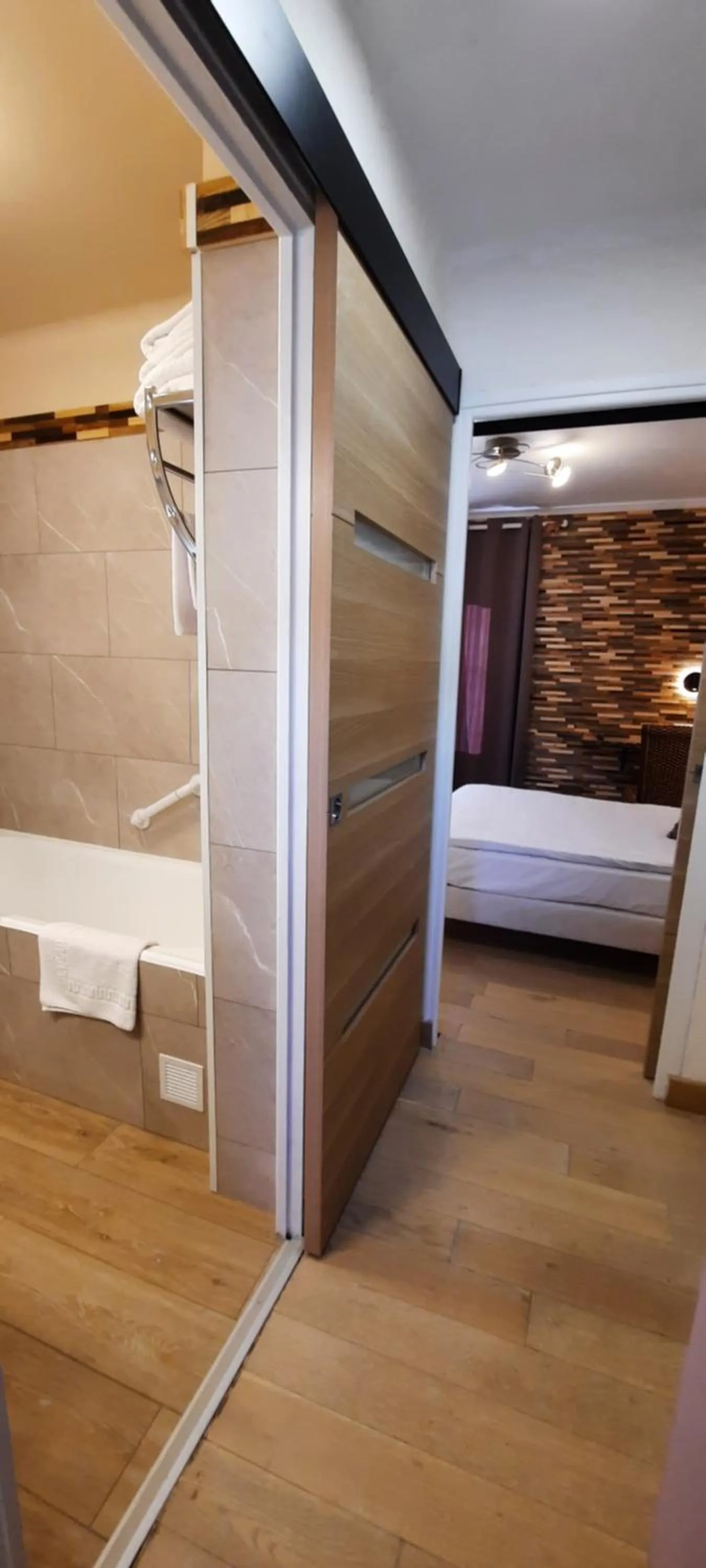 Bed in Hôtel Chastellares