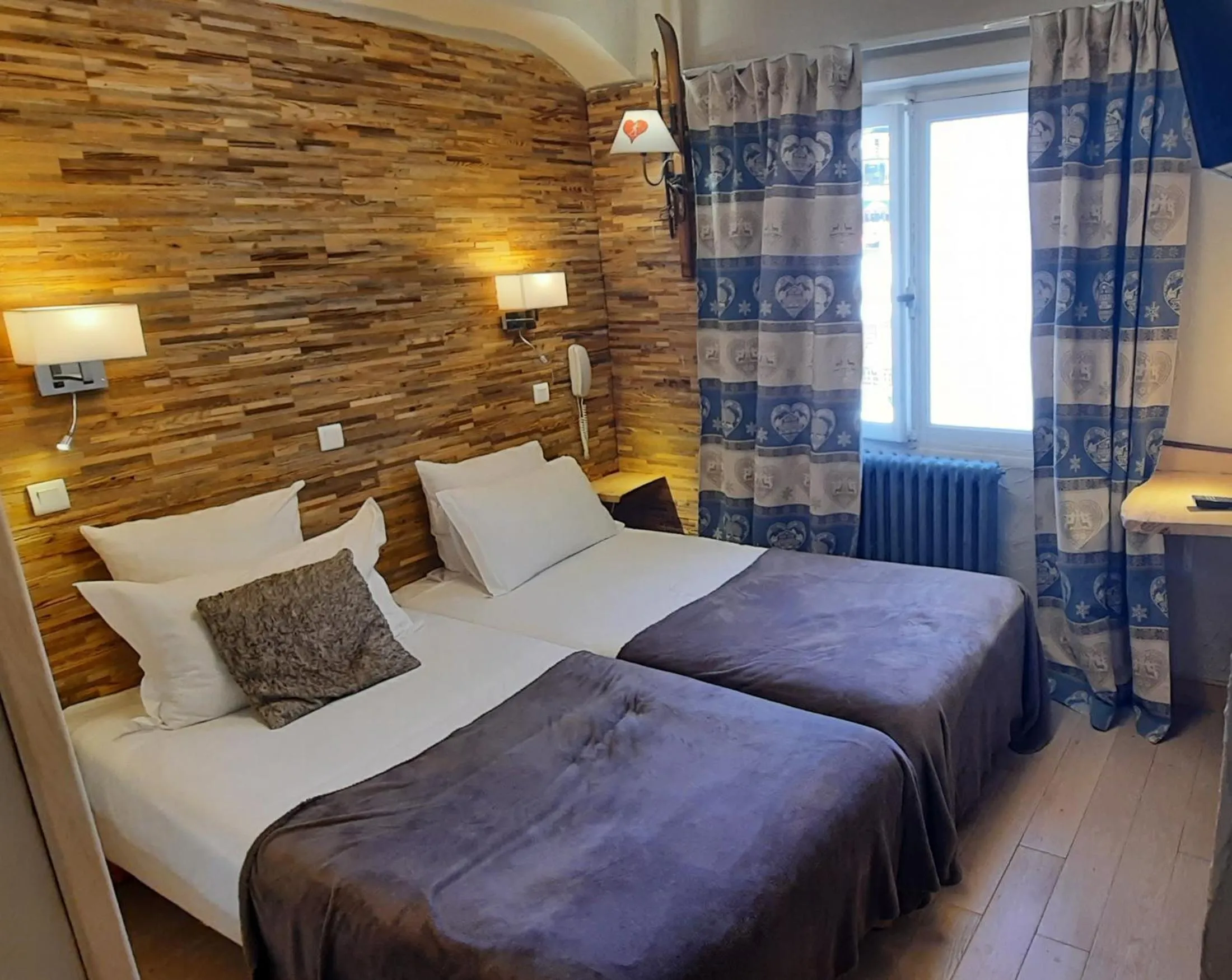 Bed in Hôtel Chastellares