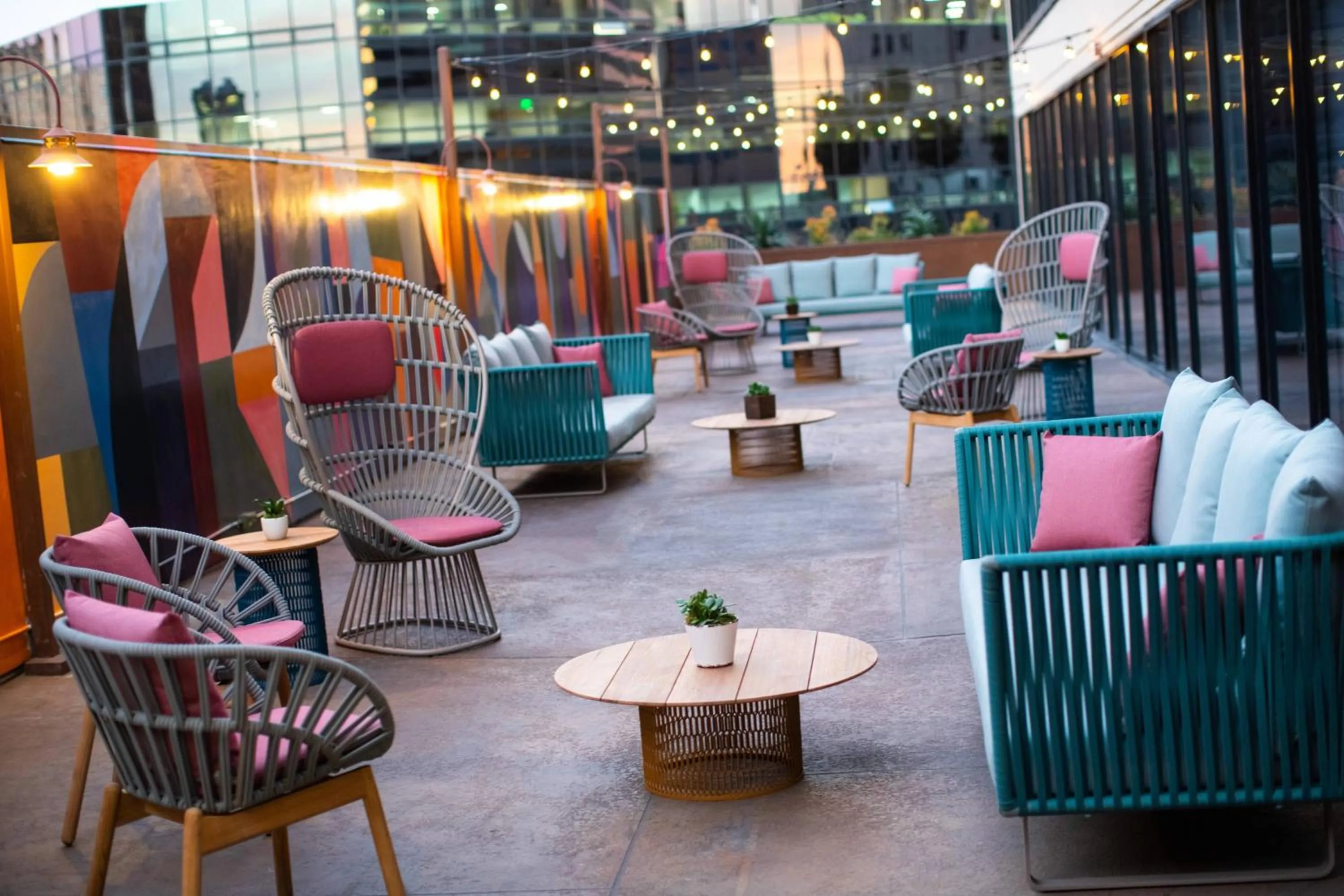 Meeting/conference room in Marriott Long Beach Downtown