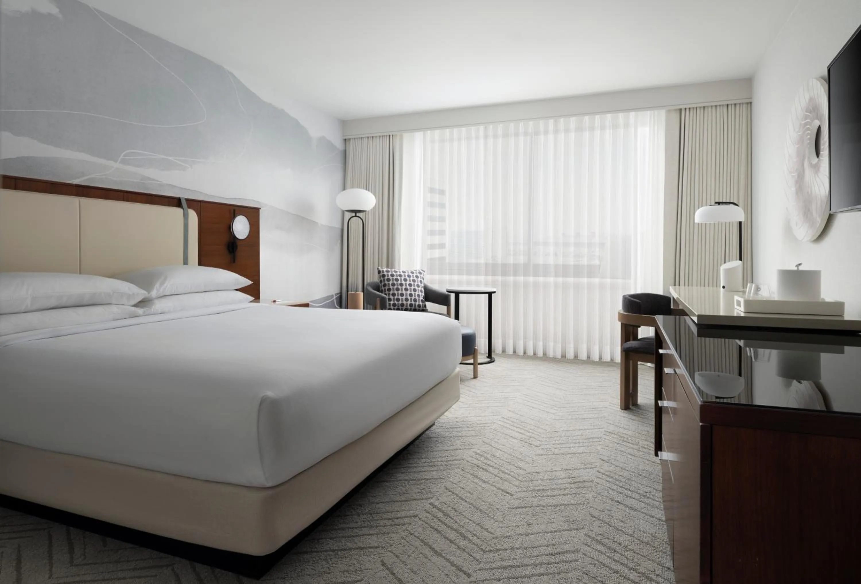 Bedroom, Bed in Marriott Long Beach Downtown