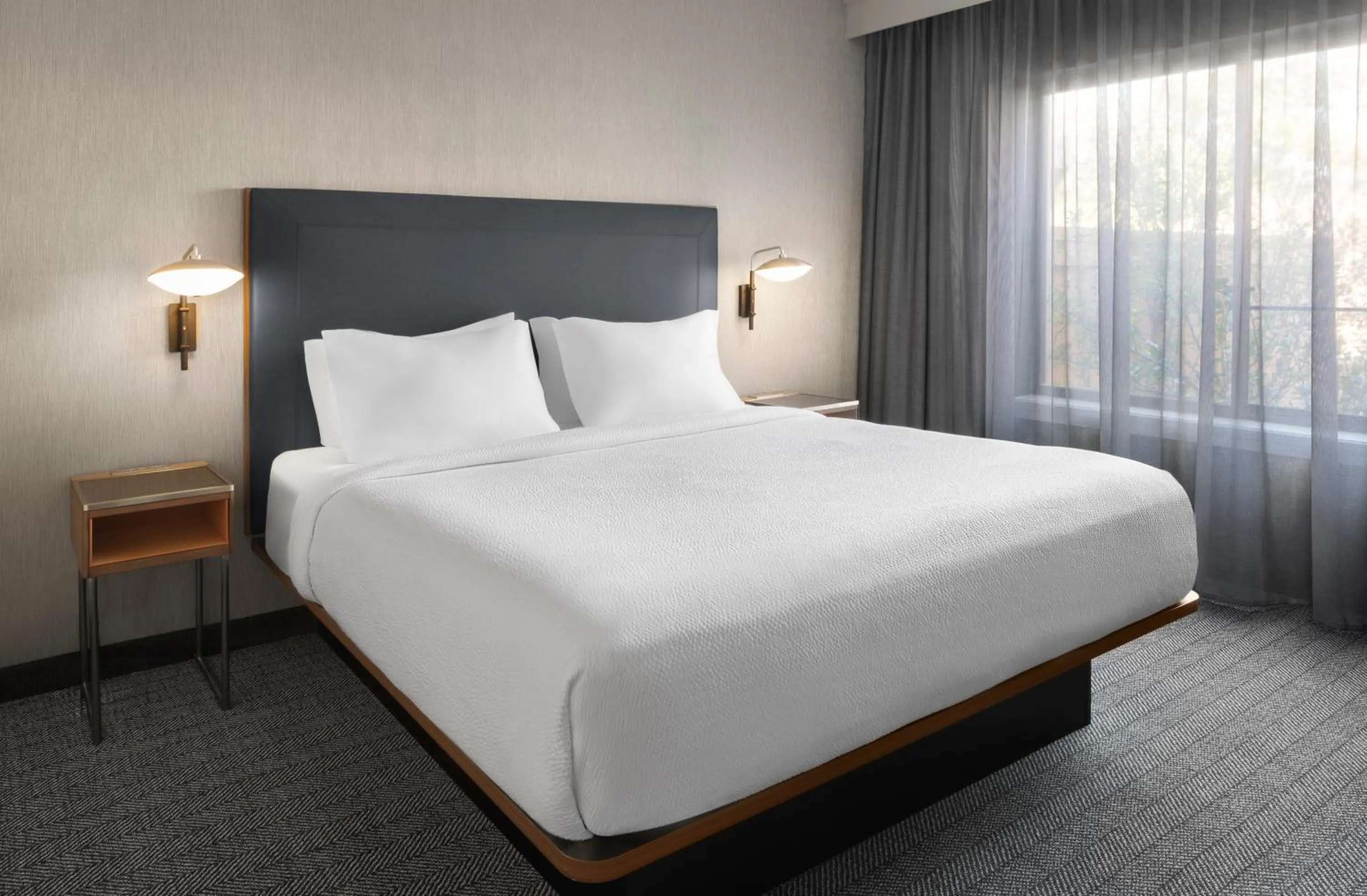 Bed in Courtyard by Marriott Little Rock West