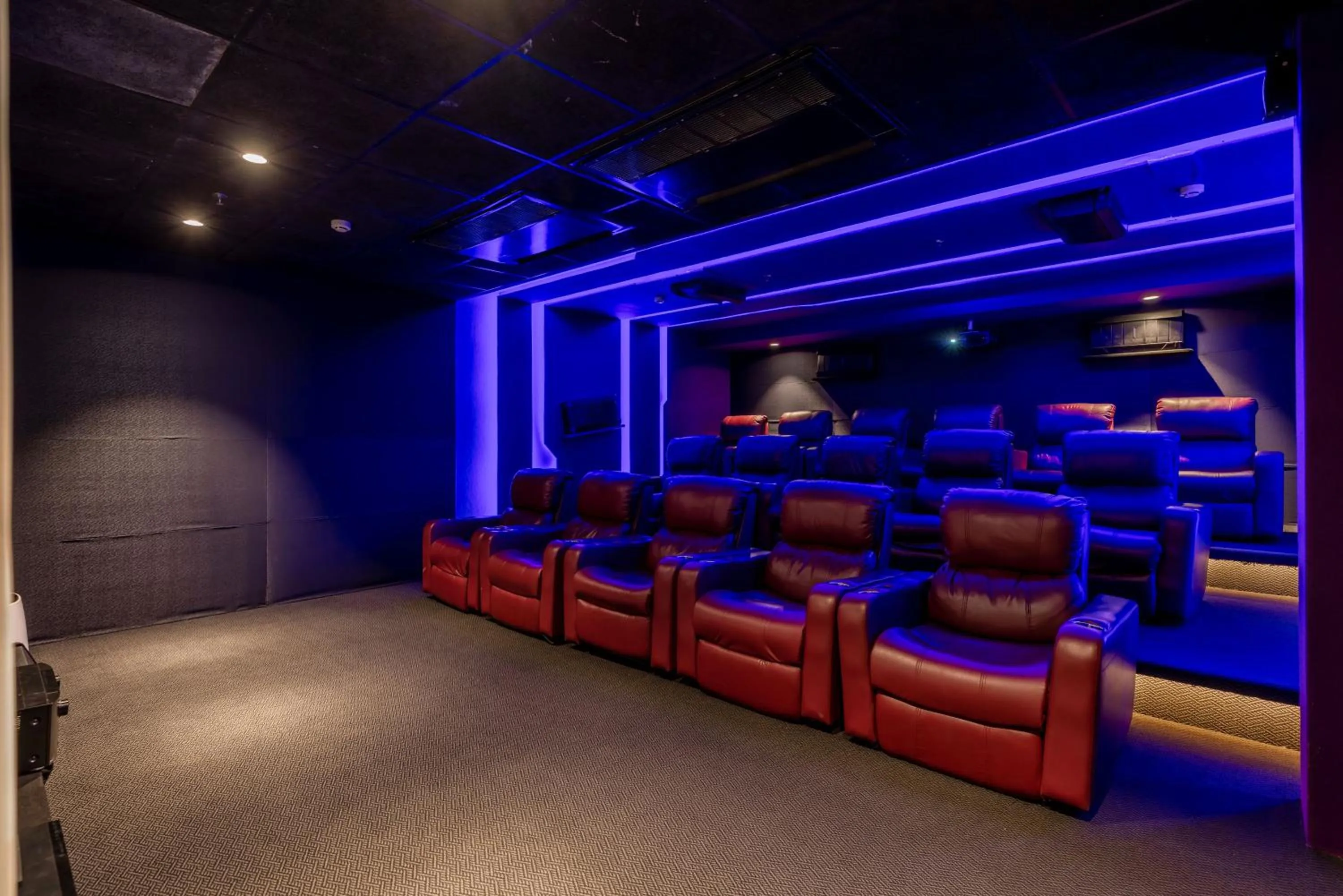 Entertainment in Quality Inn Patria Suites, Rajkot