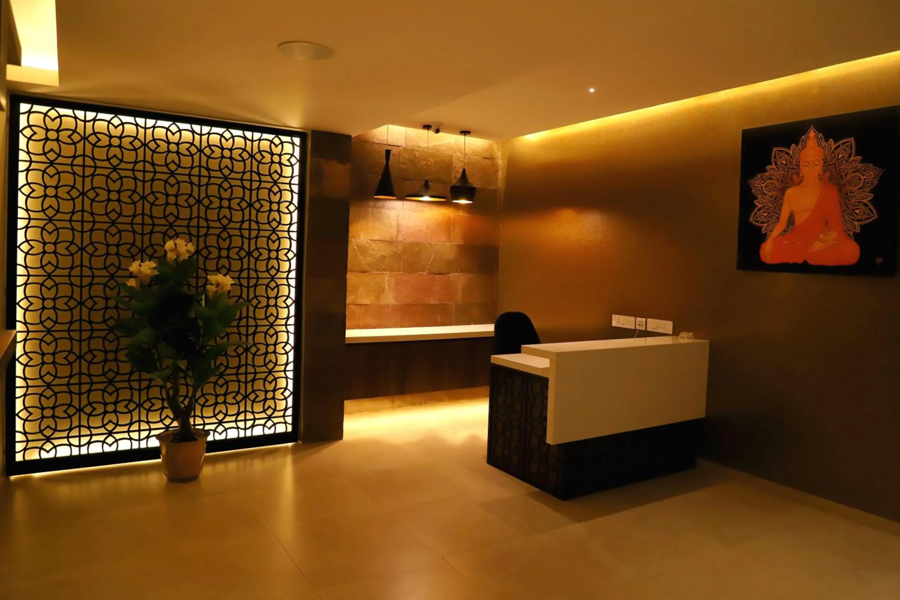 Fitness centre/facilities in Quality Inn Patria Suites, Rajkot