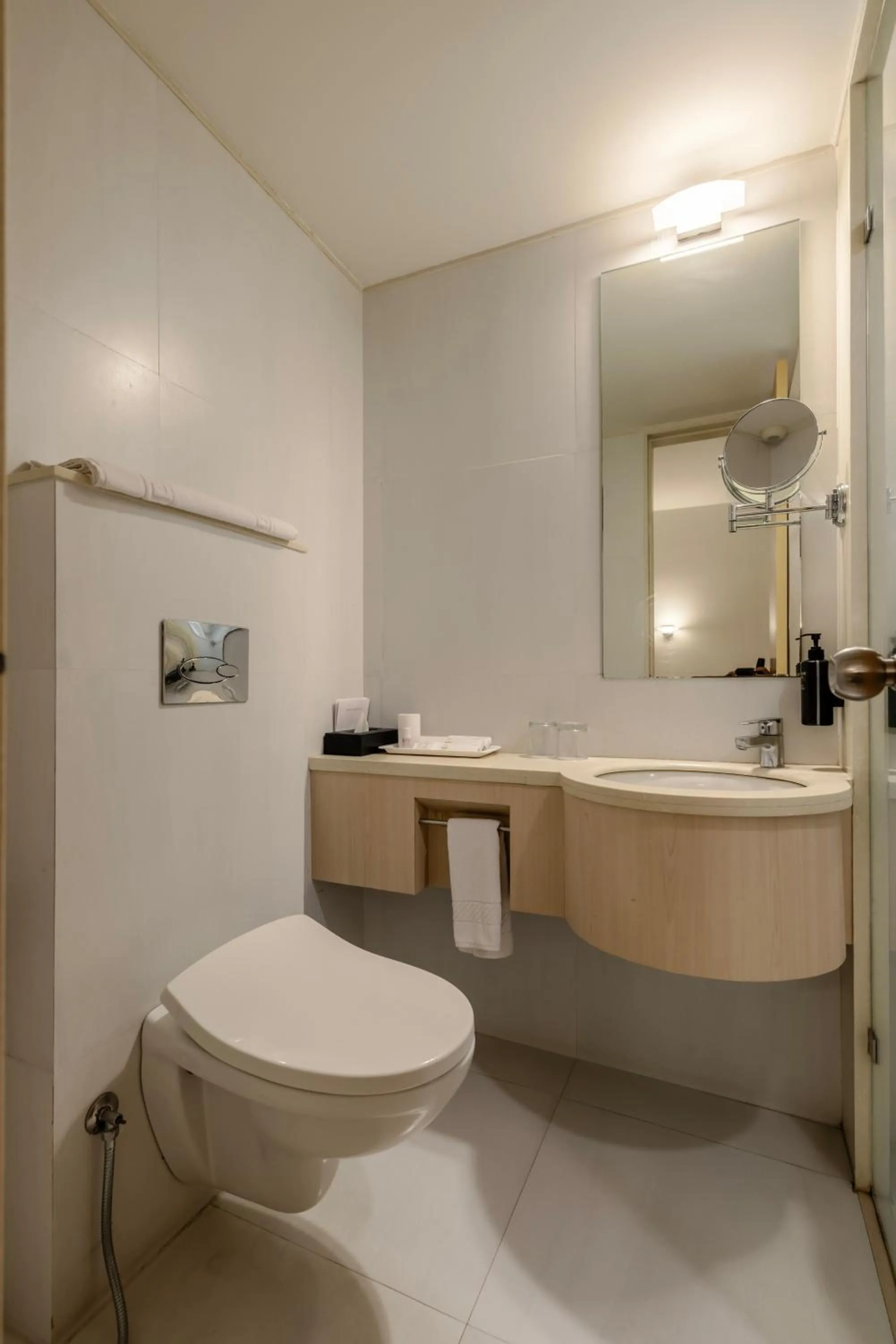 Bathroom in Quality Inn Patria Suites, Rajkot