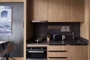 Three-Bedrooms Royal Suite - Free Mini-bar in One Residence Hotel & Apartment Three-Bedrooms Royal Suite - Free Mini-bar in One Residence Hotel & Apartment