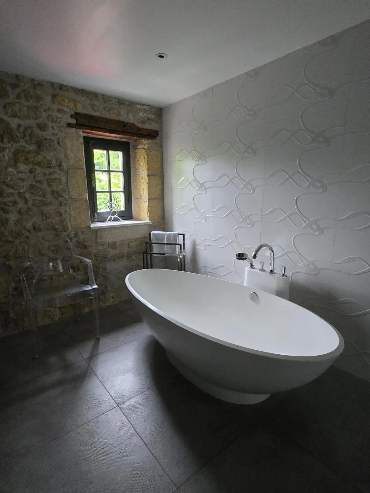 Bathroom in Château de Courtebotte