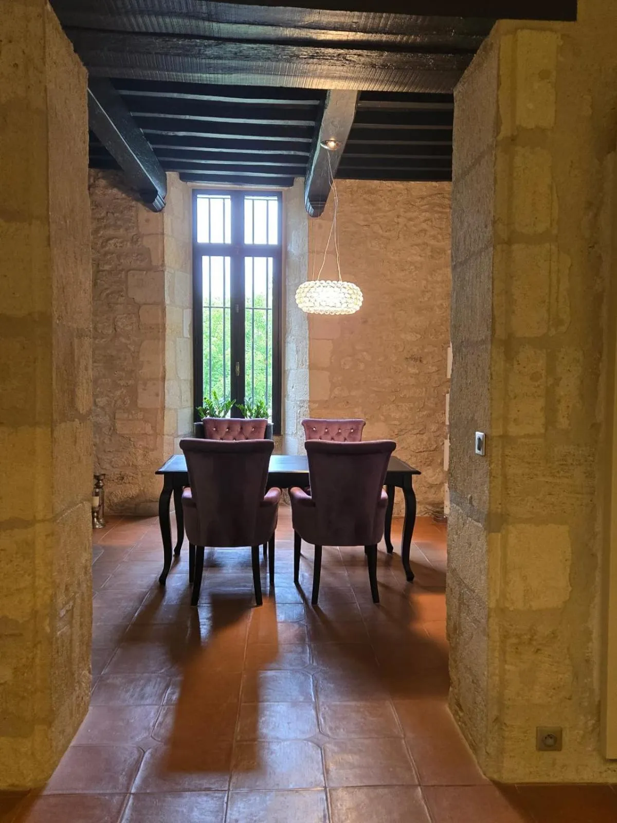 Dining area in Château de Courtebotte