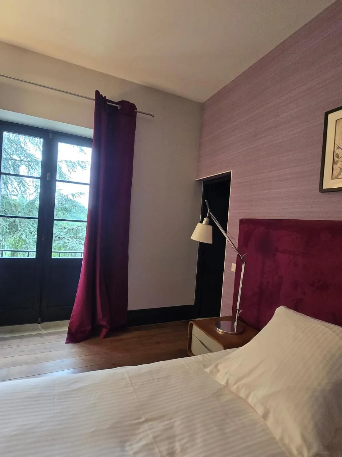 Bedroom, Bed in Château de Courtebotte